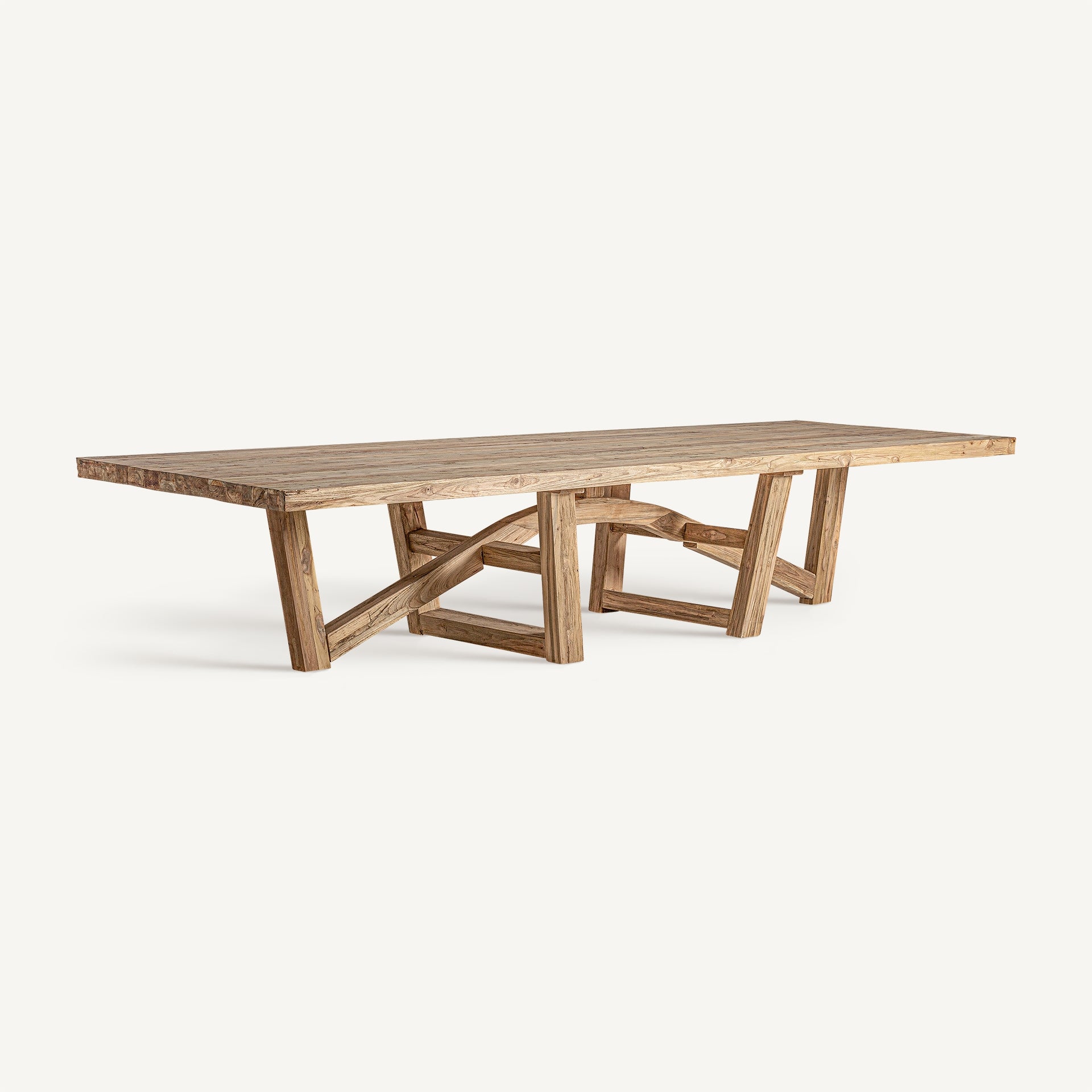 NYSTED DINING TABLE
