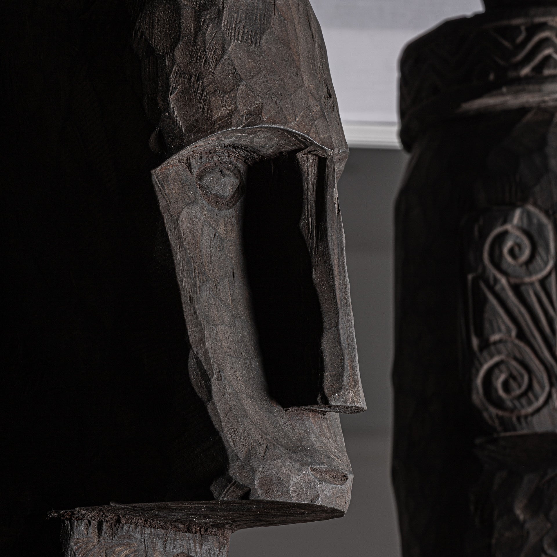 FLOOR SCULPTURE (SET OF 2)