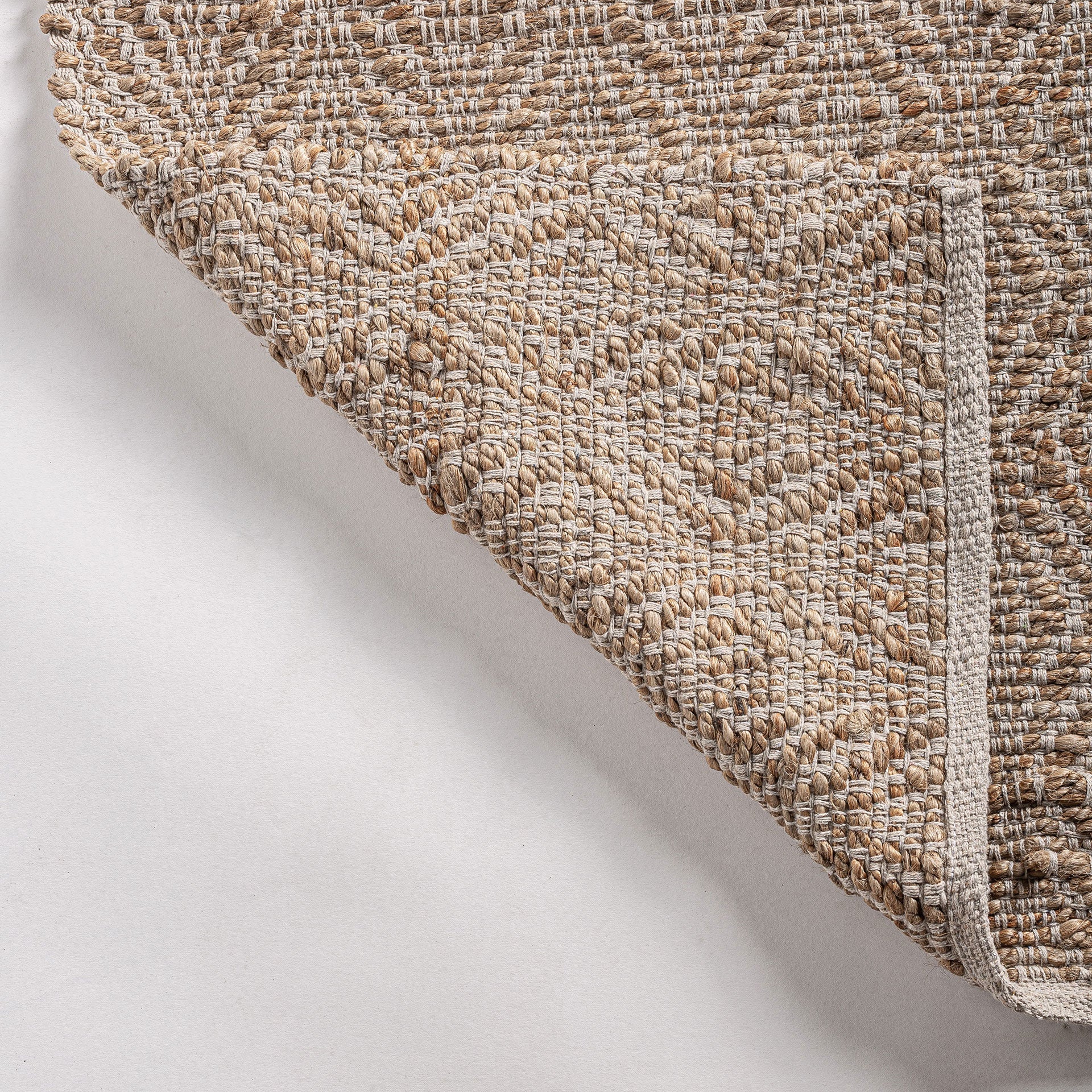 ALIENA CARPET - ramustudio