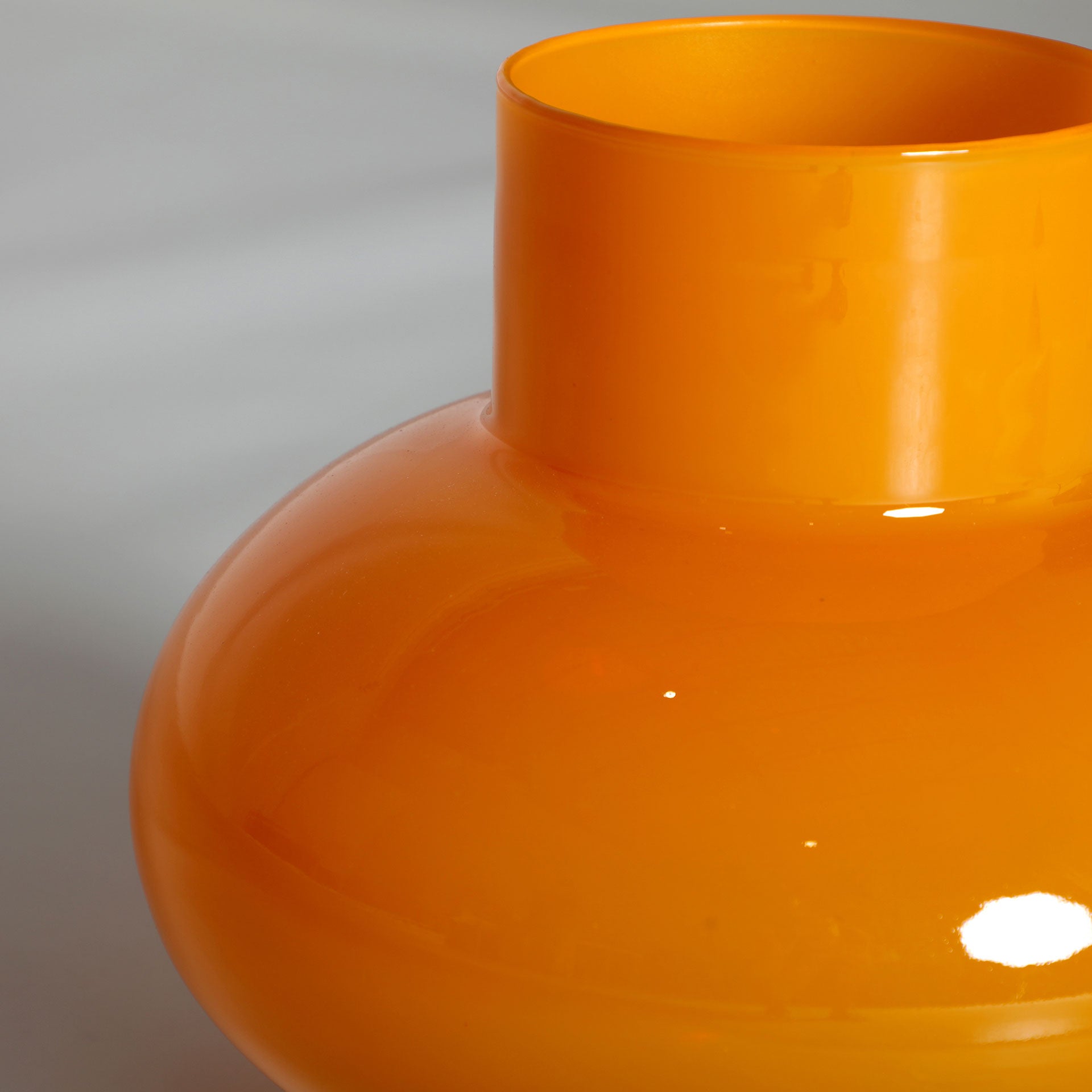 ATIF VASE - ramustudio