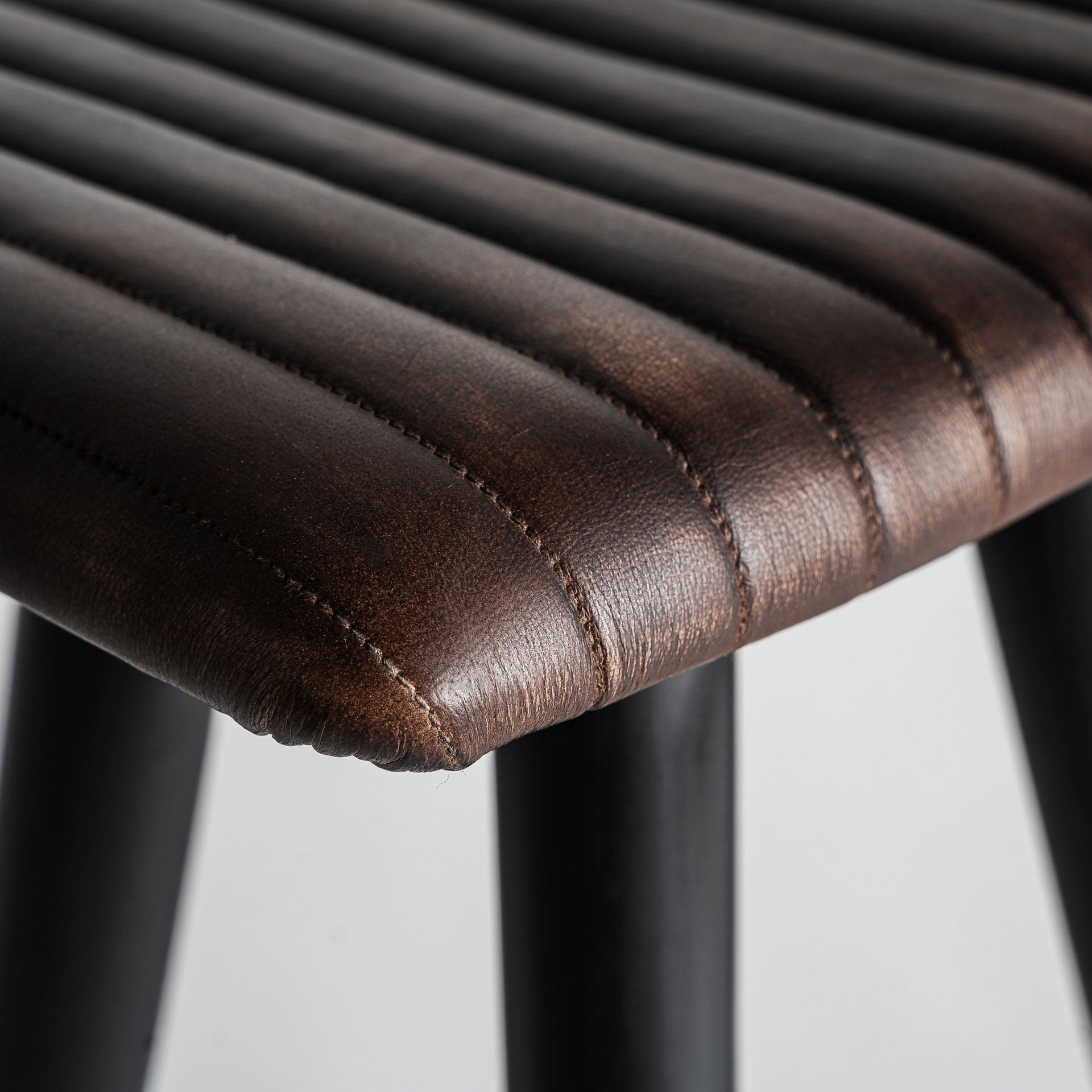 BEFAUX STOOL - ramustudio