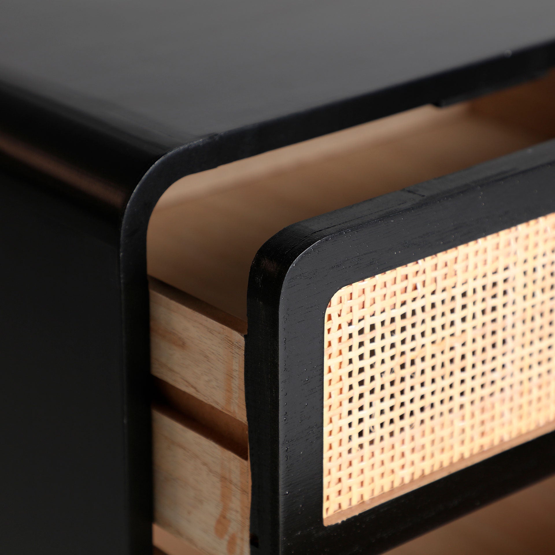 BEILEN BEDSIDE TABLE - ramustudio
