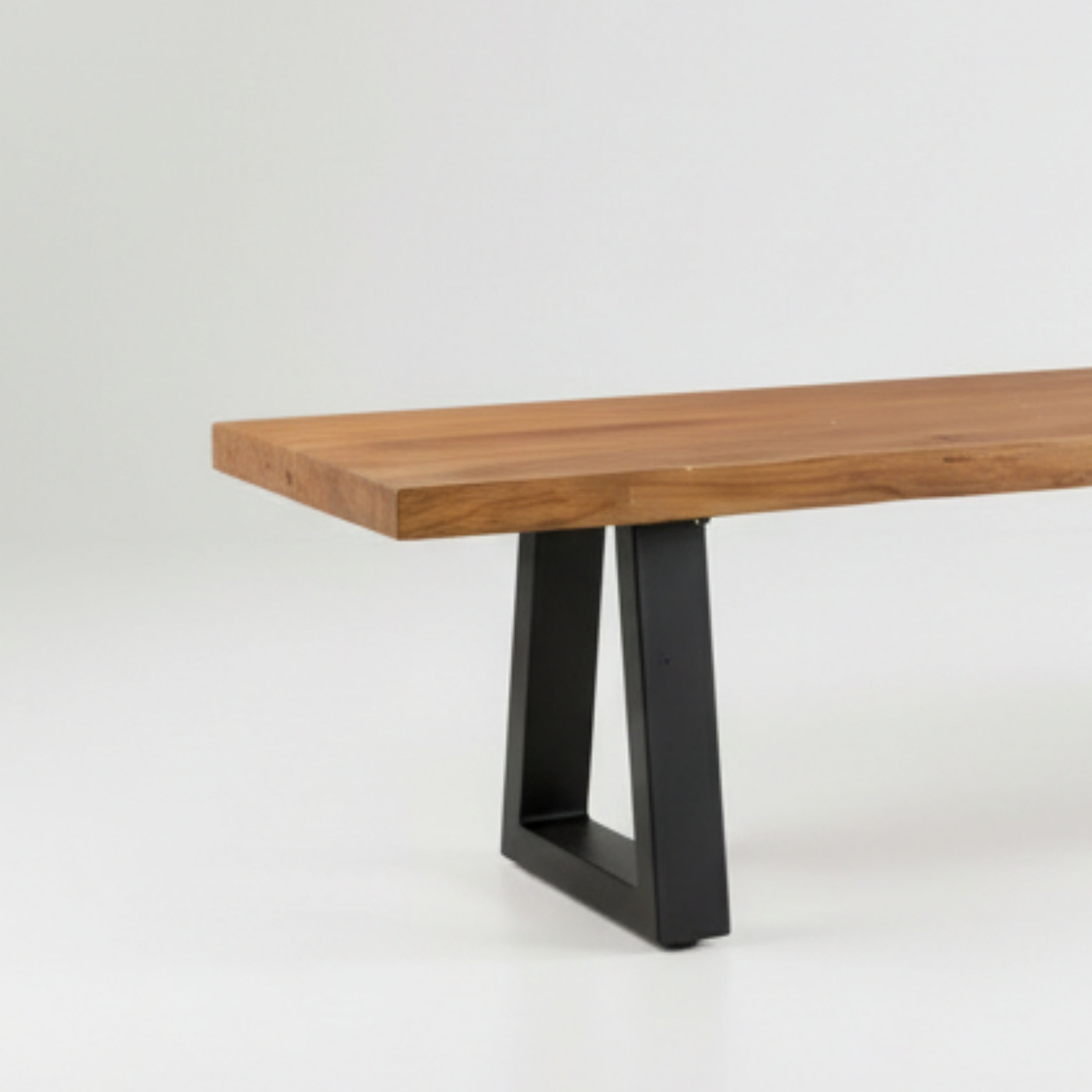 Bench With Iron Legs - Natural - 280