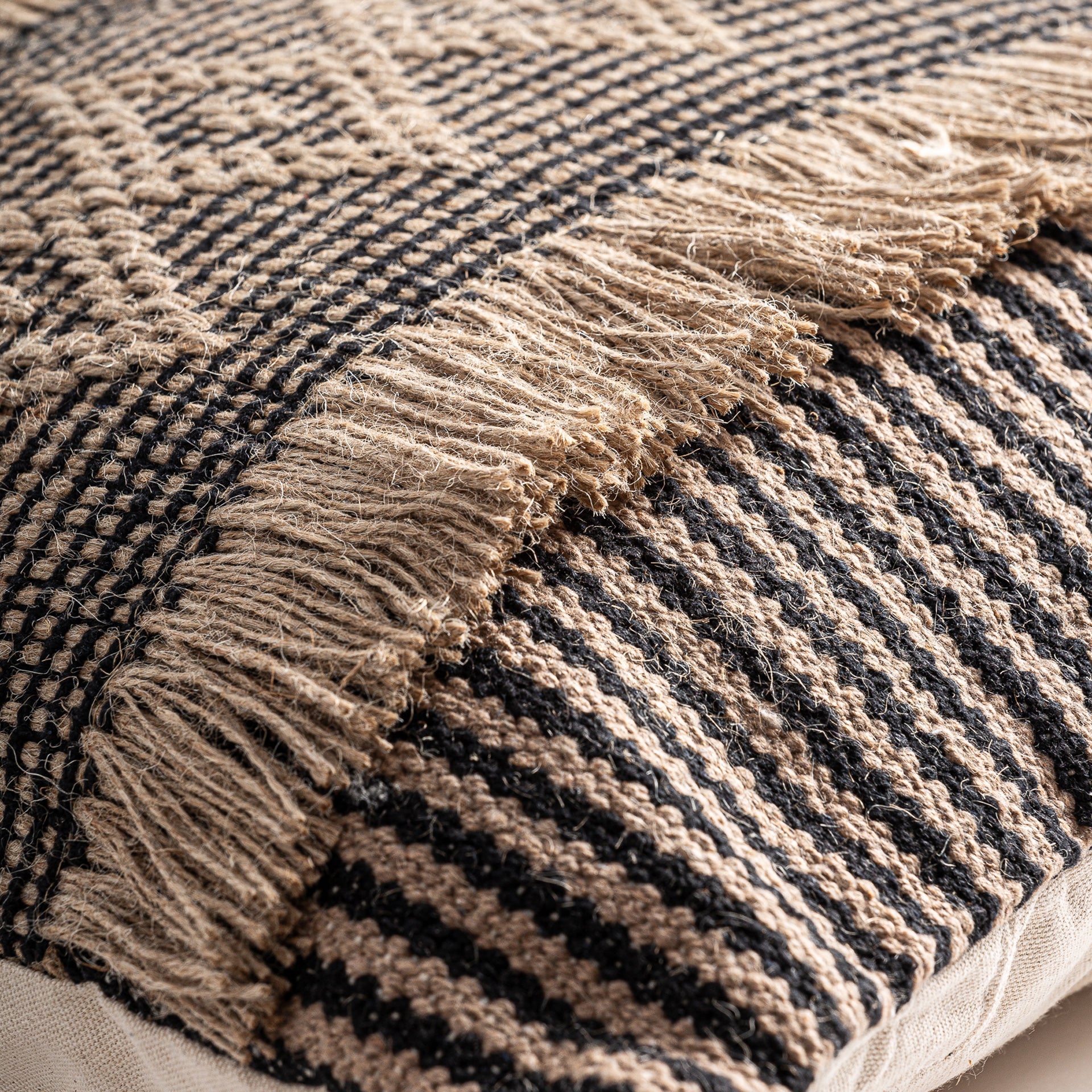 BLAHIR CUSHION - ramustudio