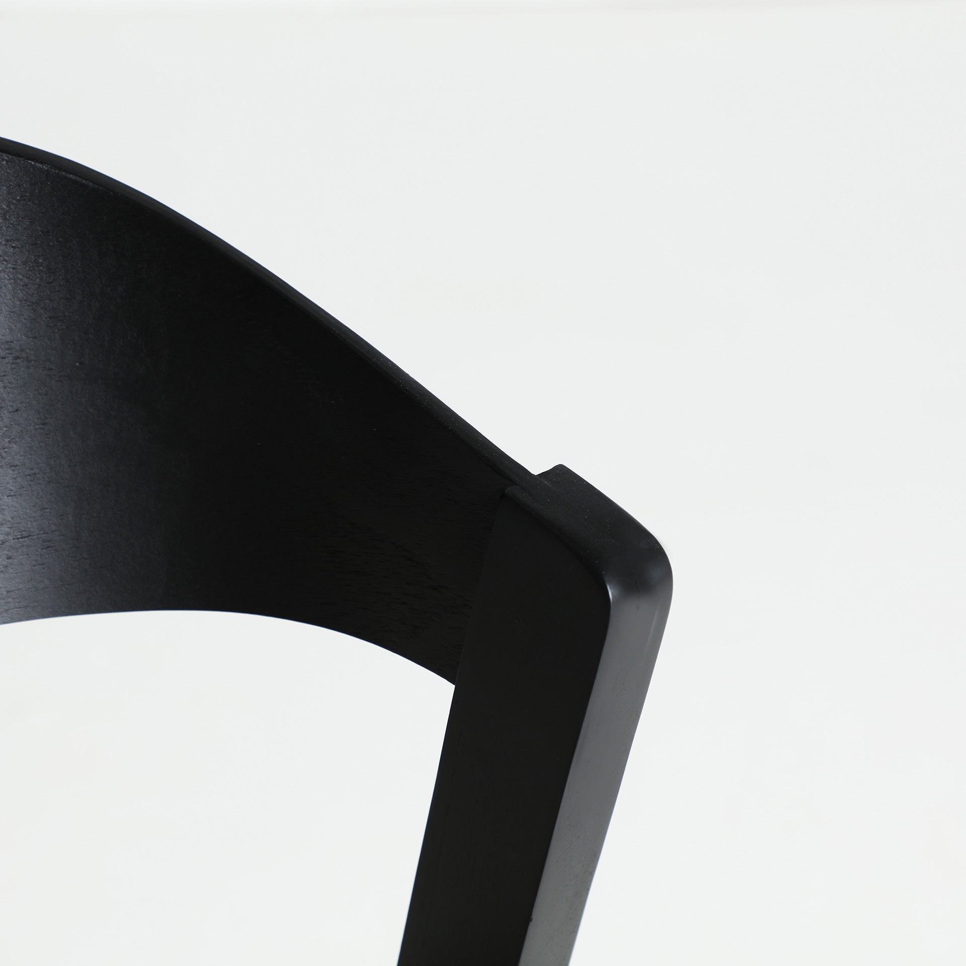 BORKEN CHAIR - ramustudio