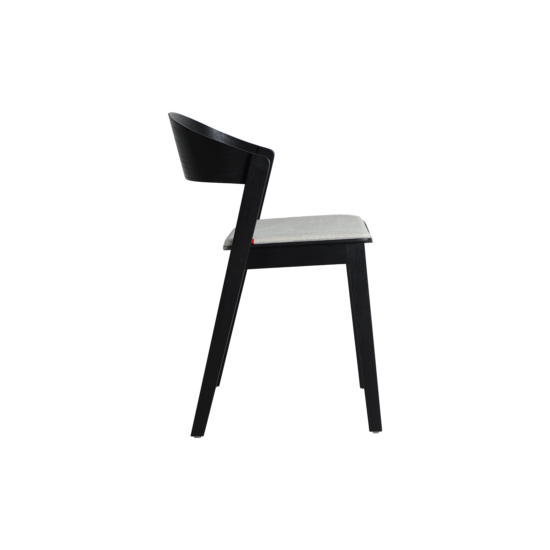 BORKEN CHAIR - ramustudio