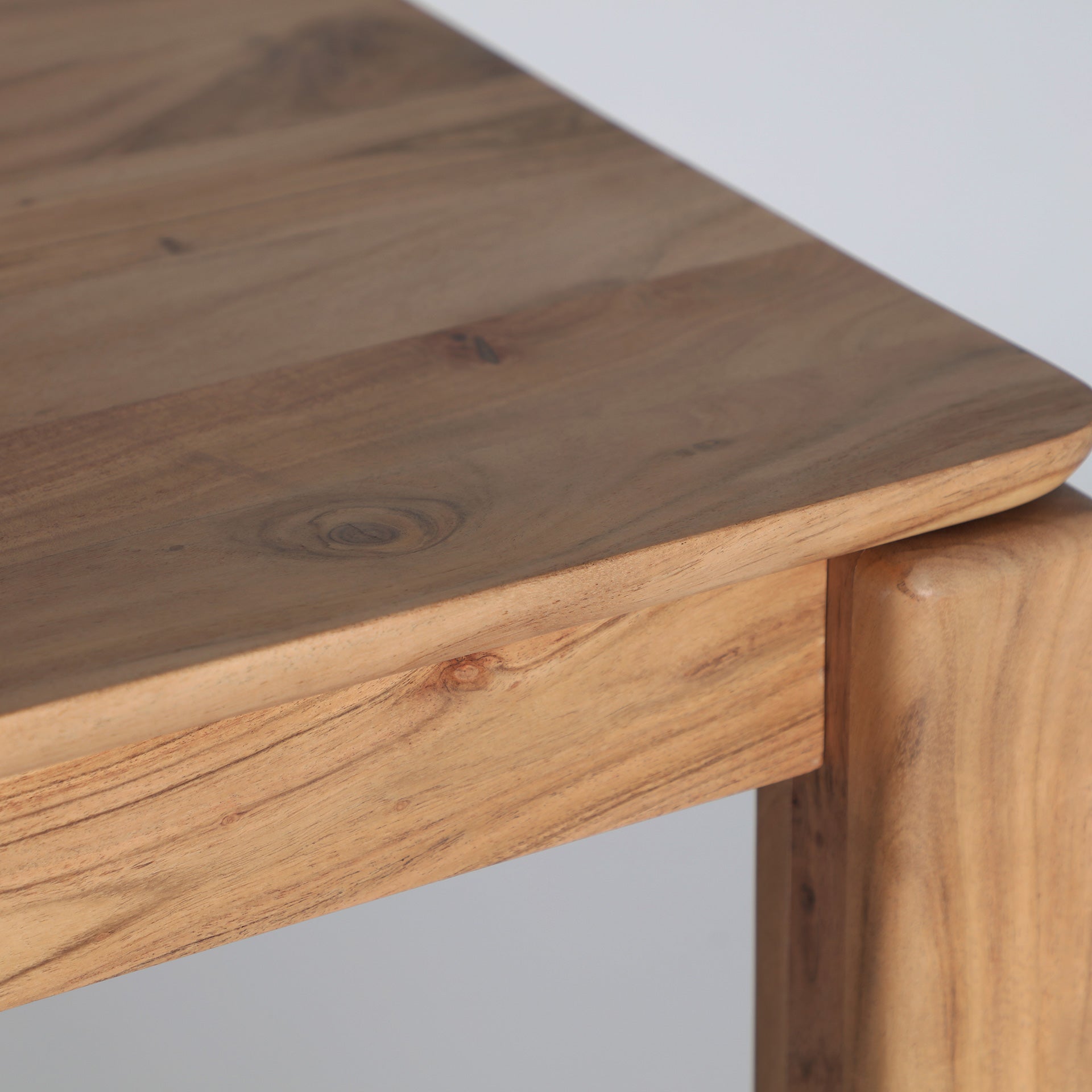BREIL DINING TABLE - ramustudio