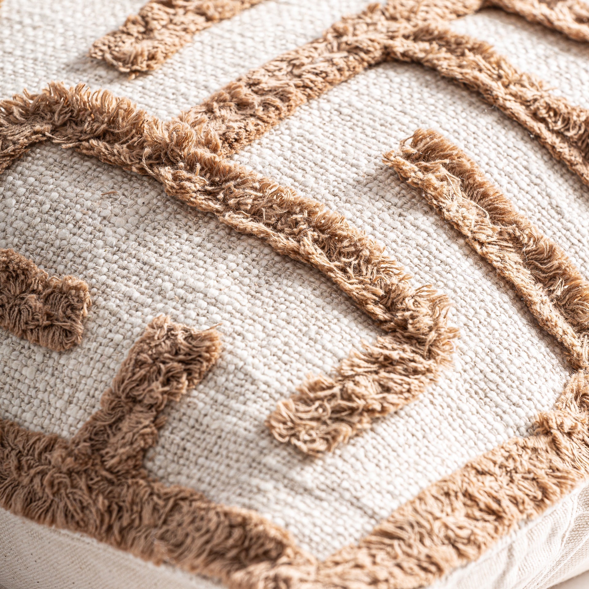 BRENDA CUSHION - ramustudio