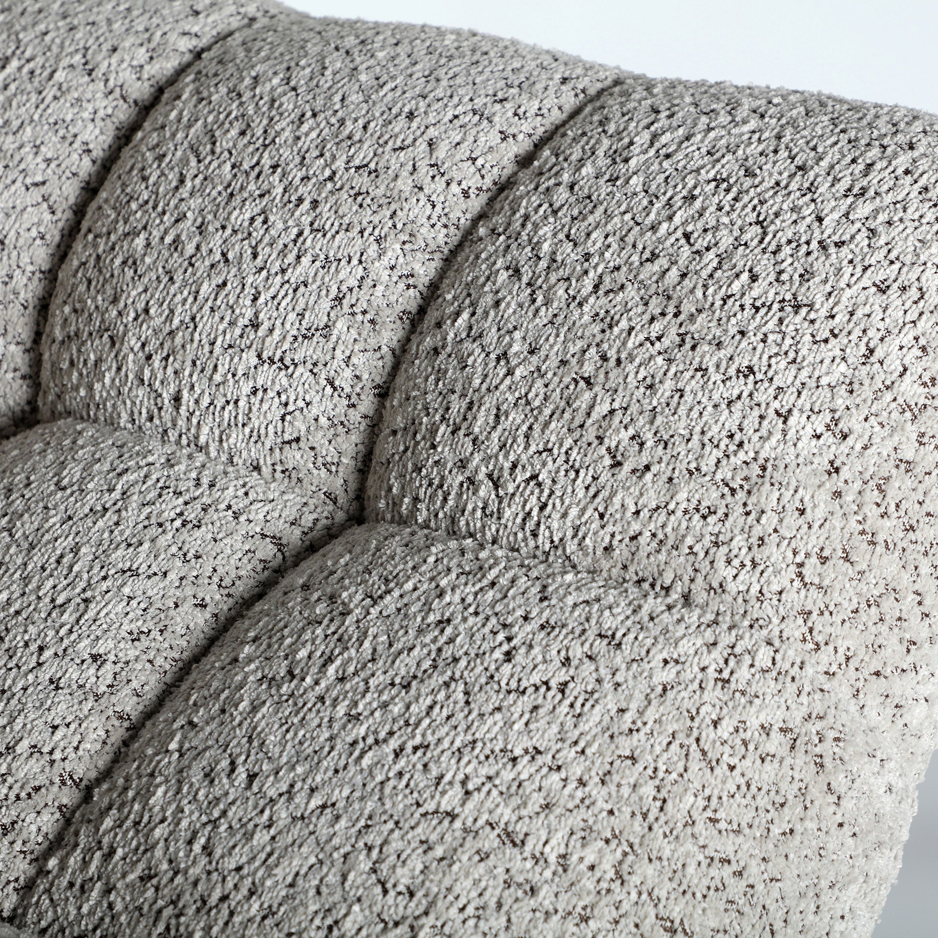 BRUNING SOFA - ramustudio