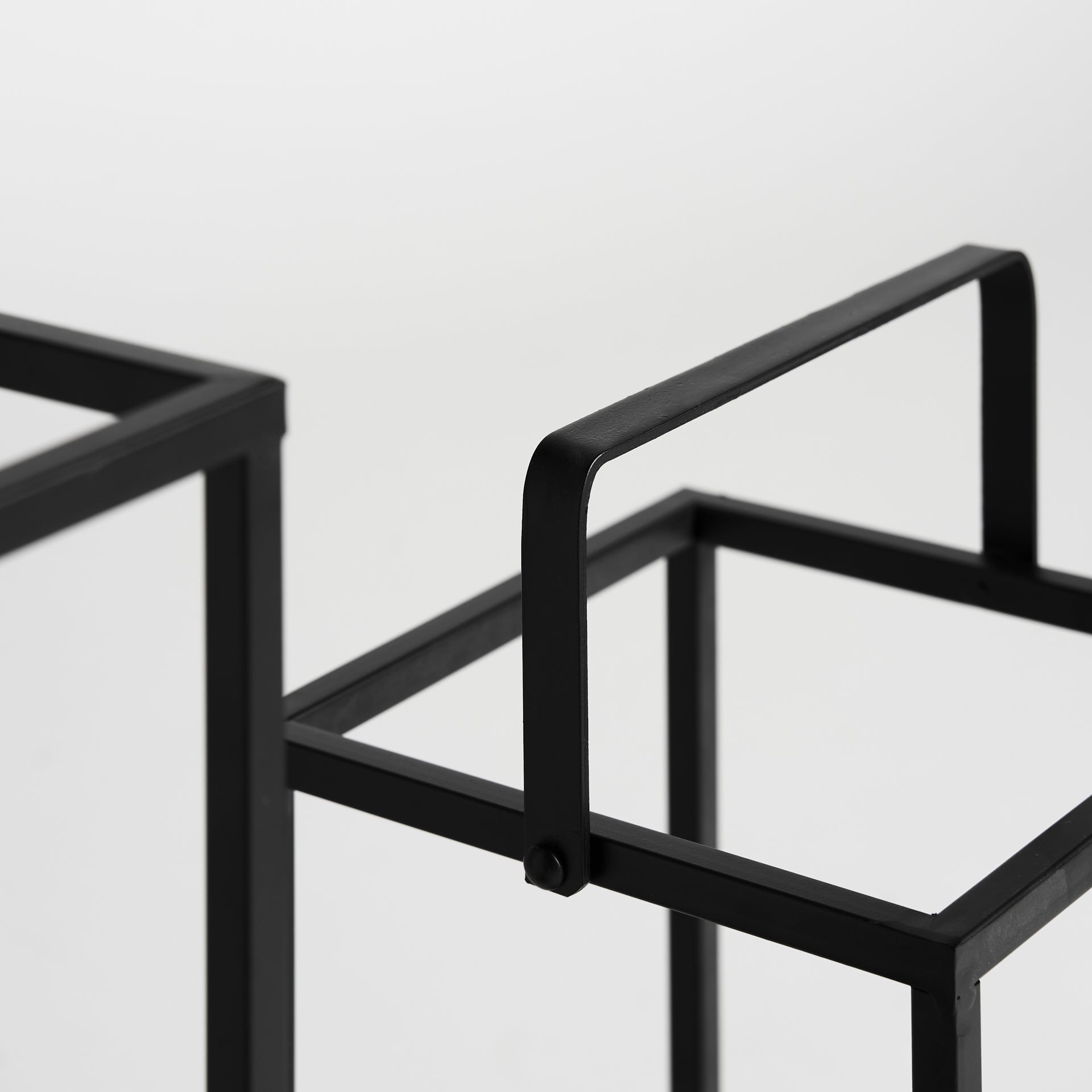CAILAR CANDLE HOLDER (SET OF 2) - ramustudio