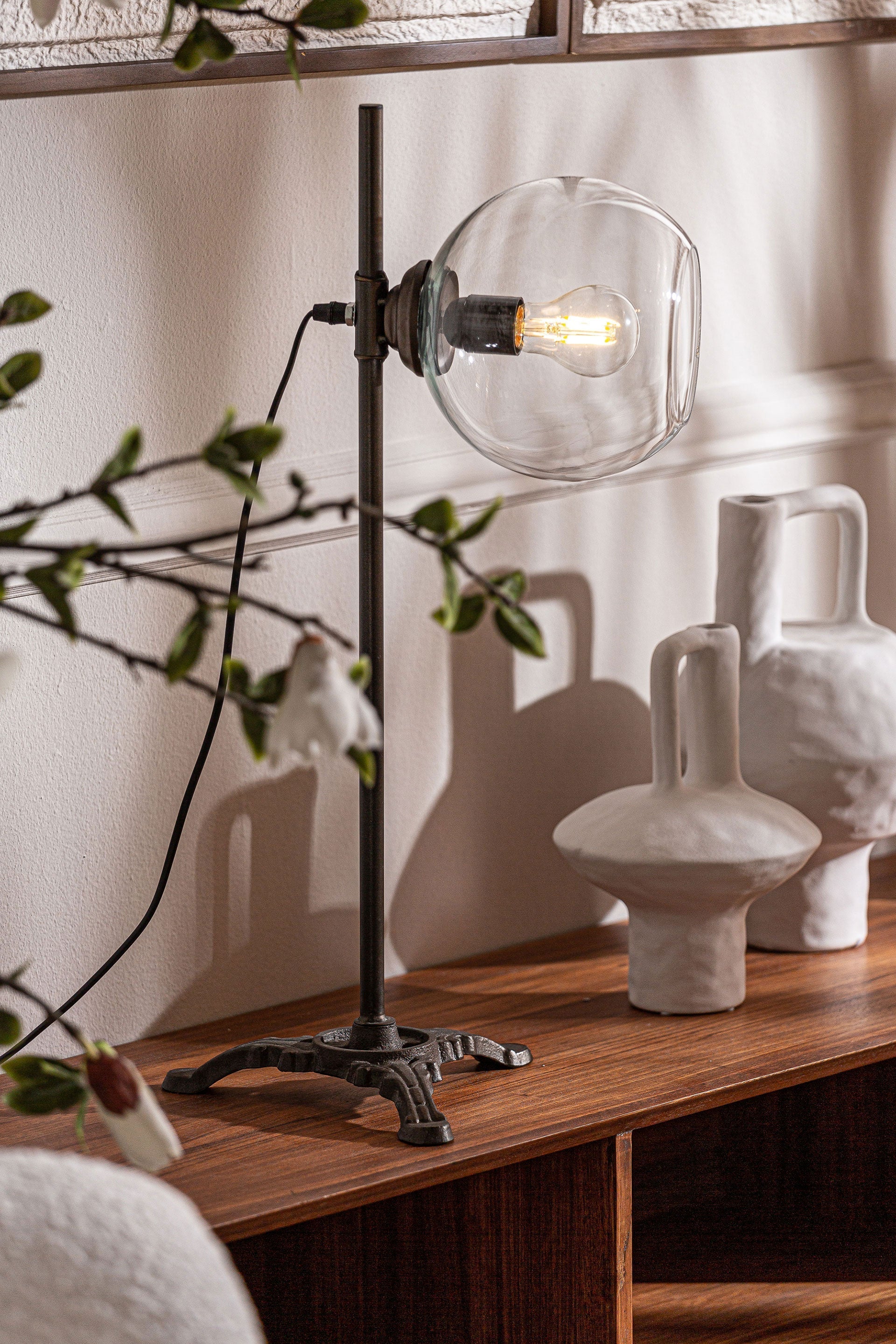 FLESSIE TABLE LAMP - ramustudio