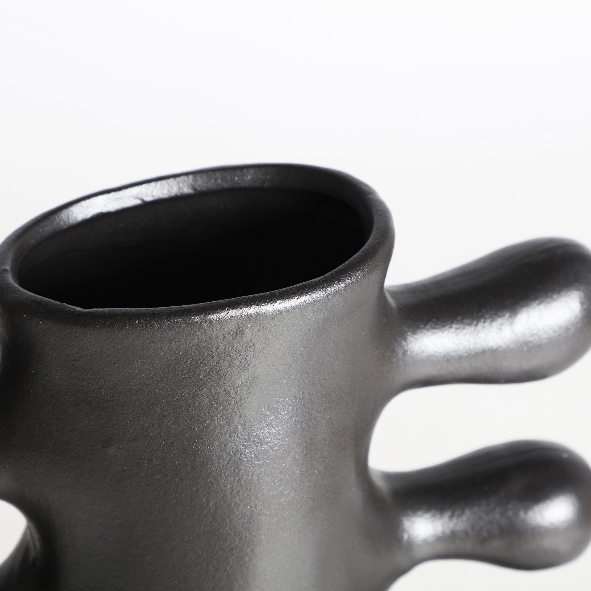 GLESSY VASE - ramustudio