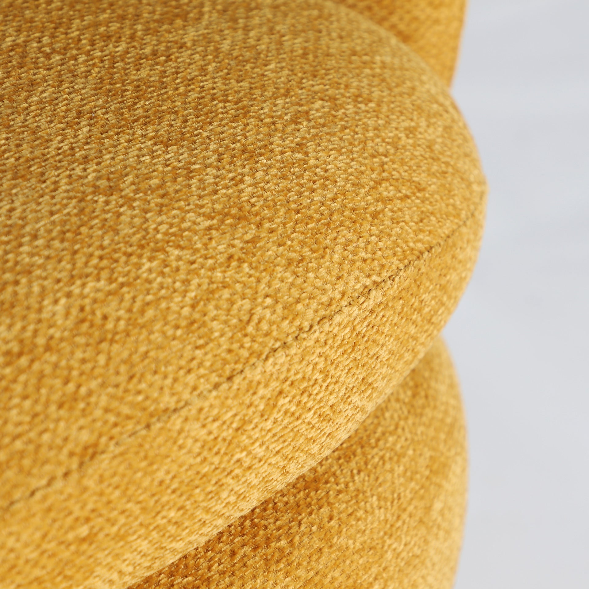 GRENCHEN ARMCHAIR - ramustudio