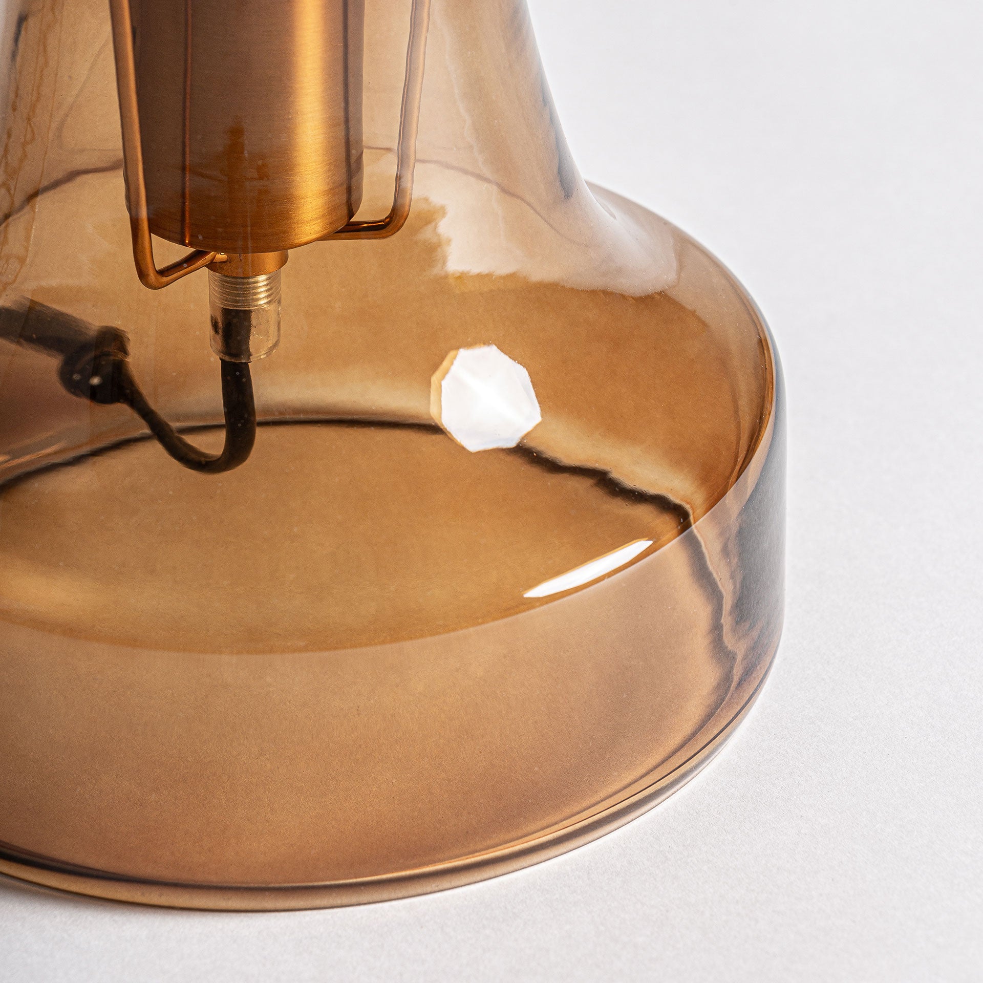 HASSELT TABLE LAMP - ramustudio