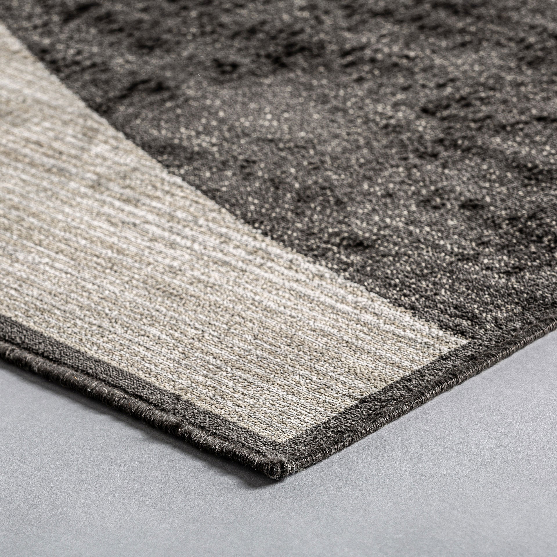 HELIEN CARPET - ramustudio