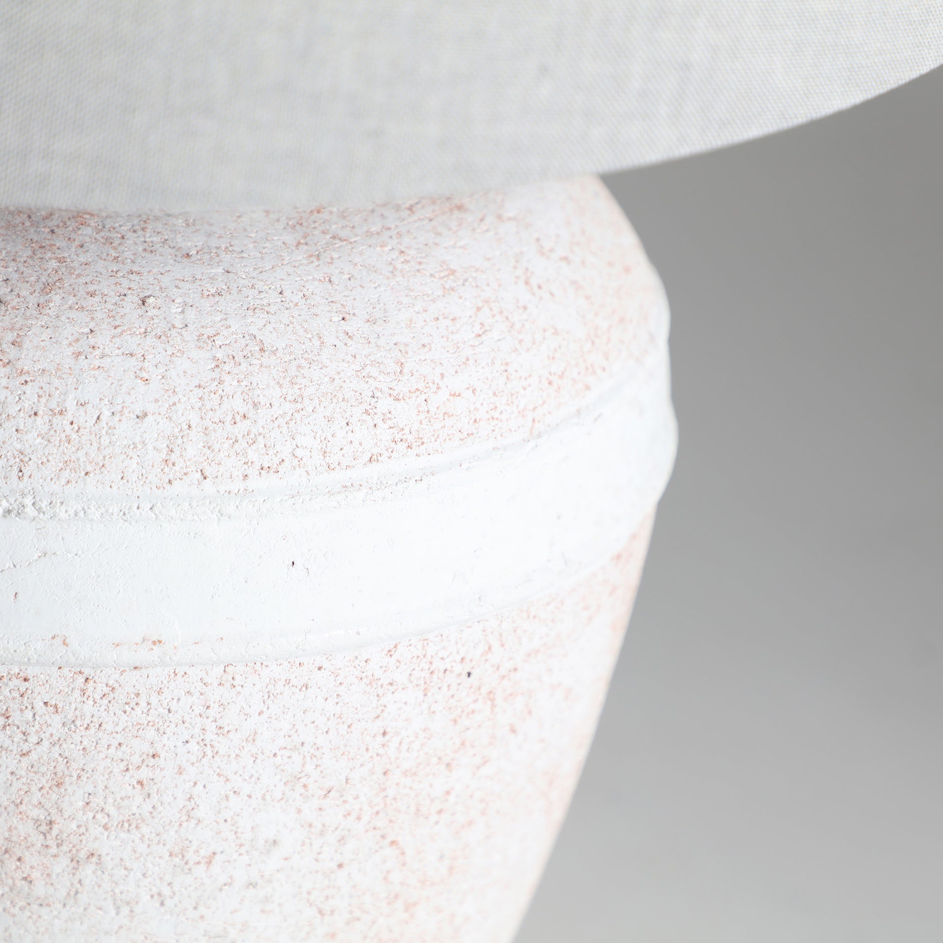 HELINA TABLE LAMP - ramustudio