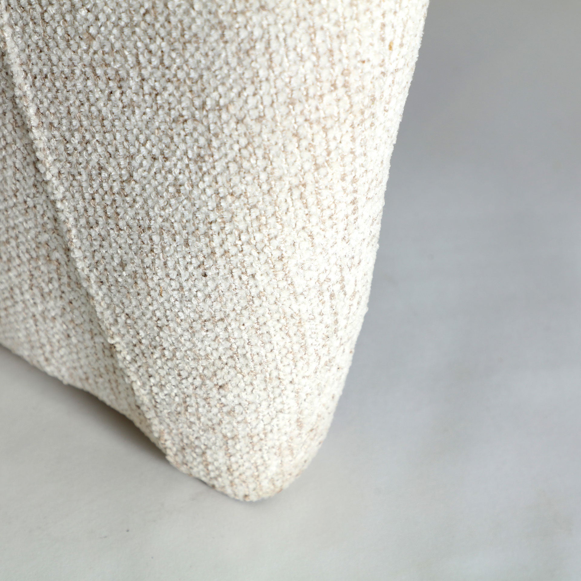 HONEG CHAIR - ramustudio