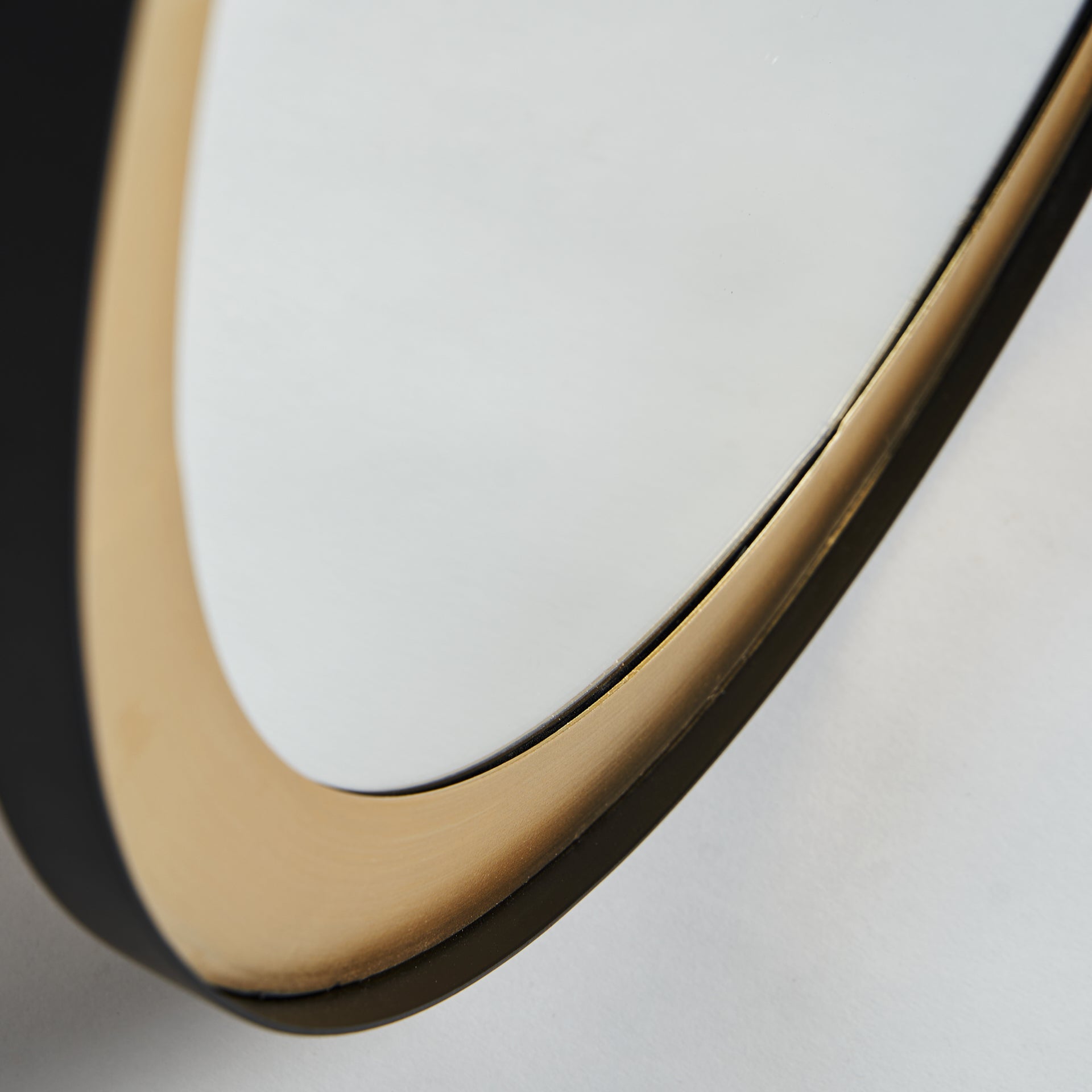 JACOU MIRROR - ramustudio