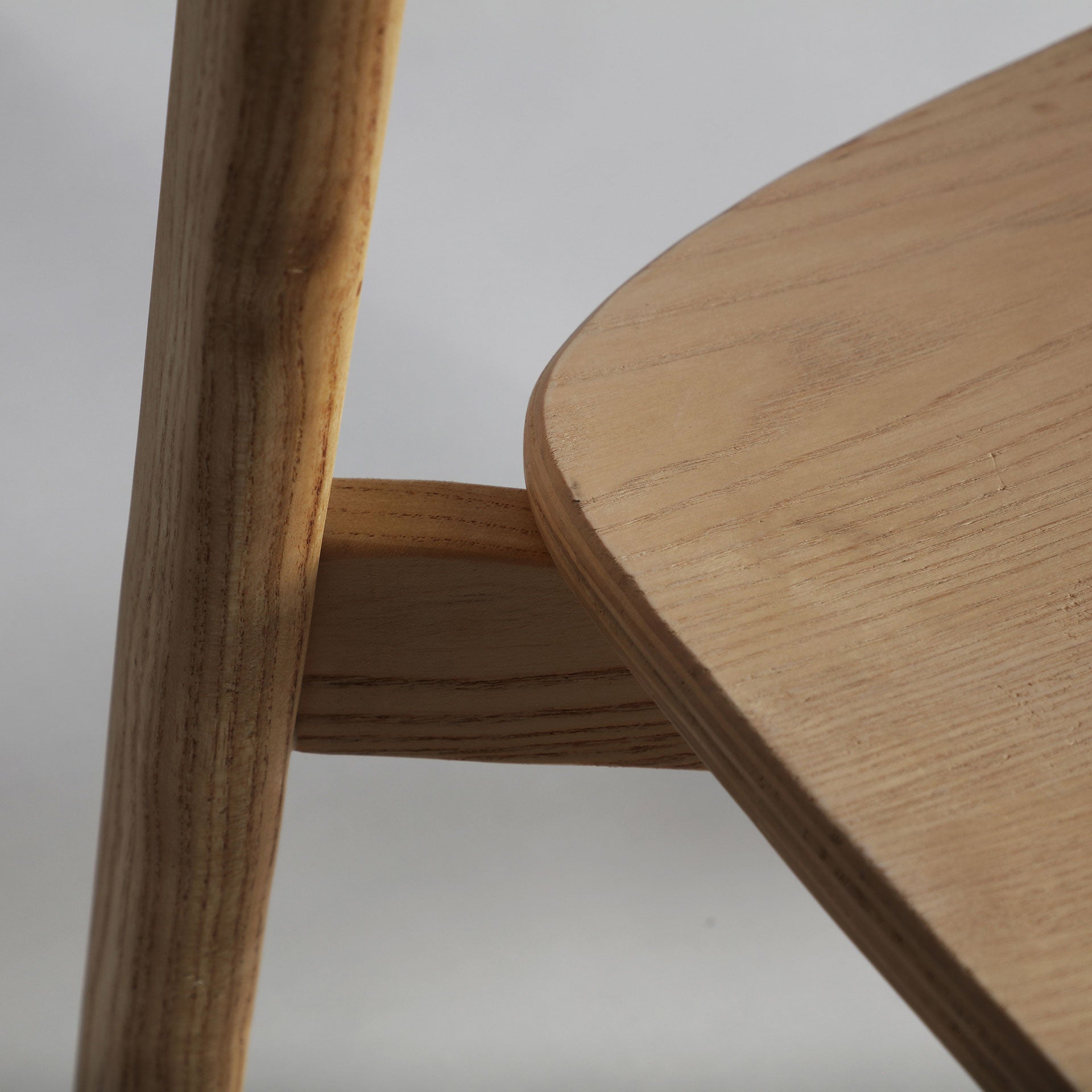 KUTA CHAIR - ramustudio