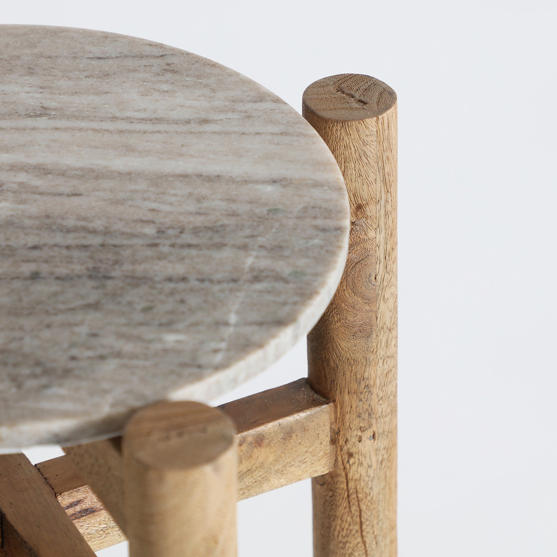LACUANE SIDE TABLE - ramustudio