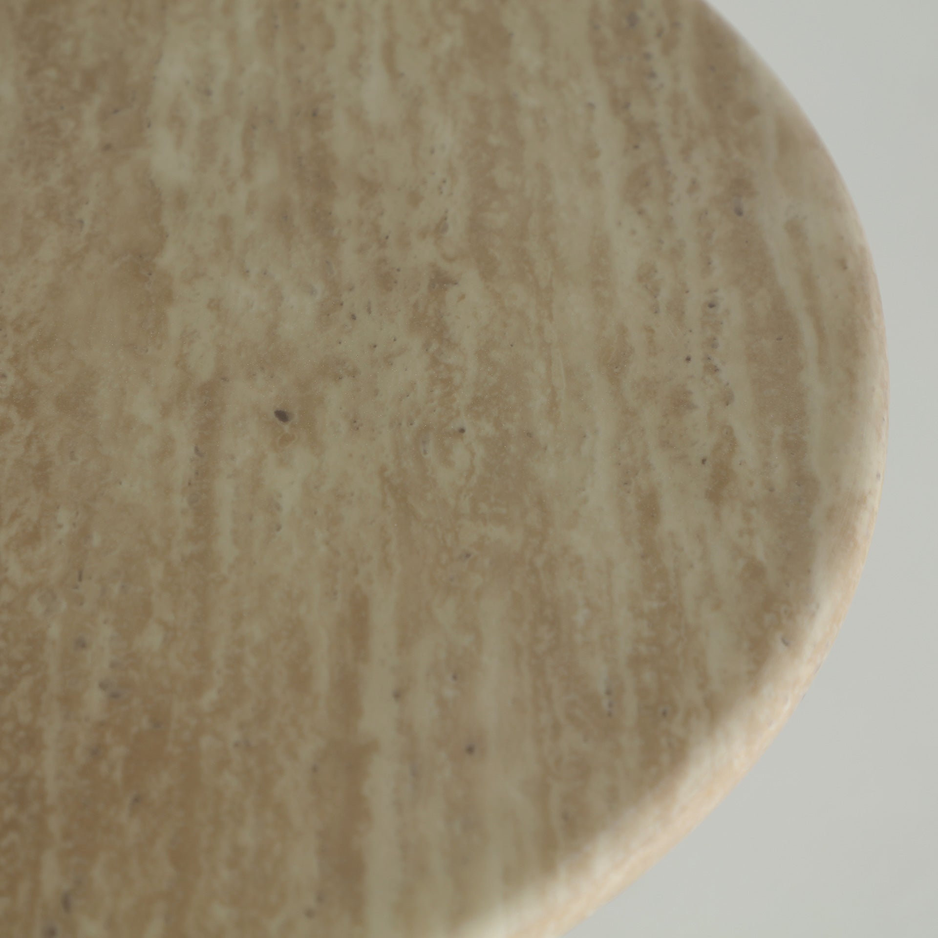 LAMBESC SIDE TABLE - ramustudio