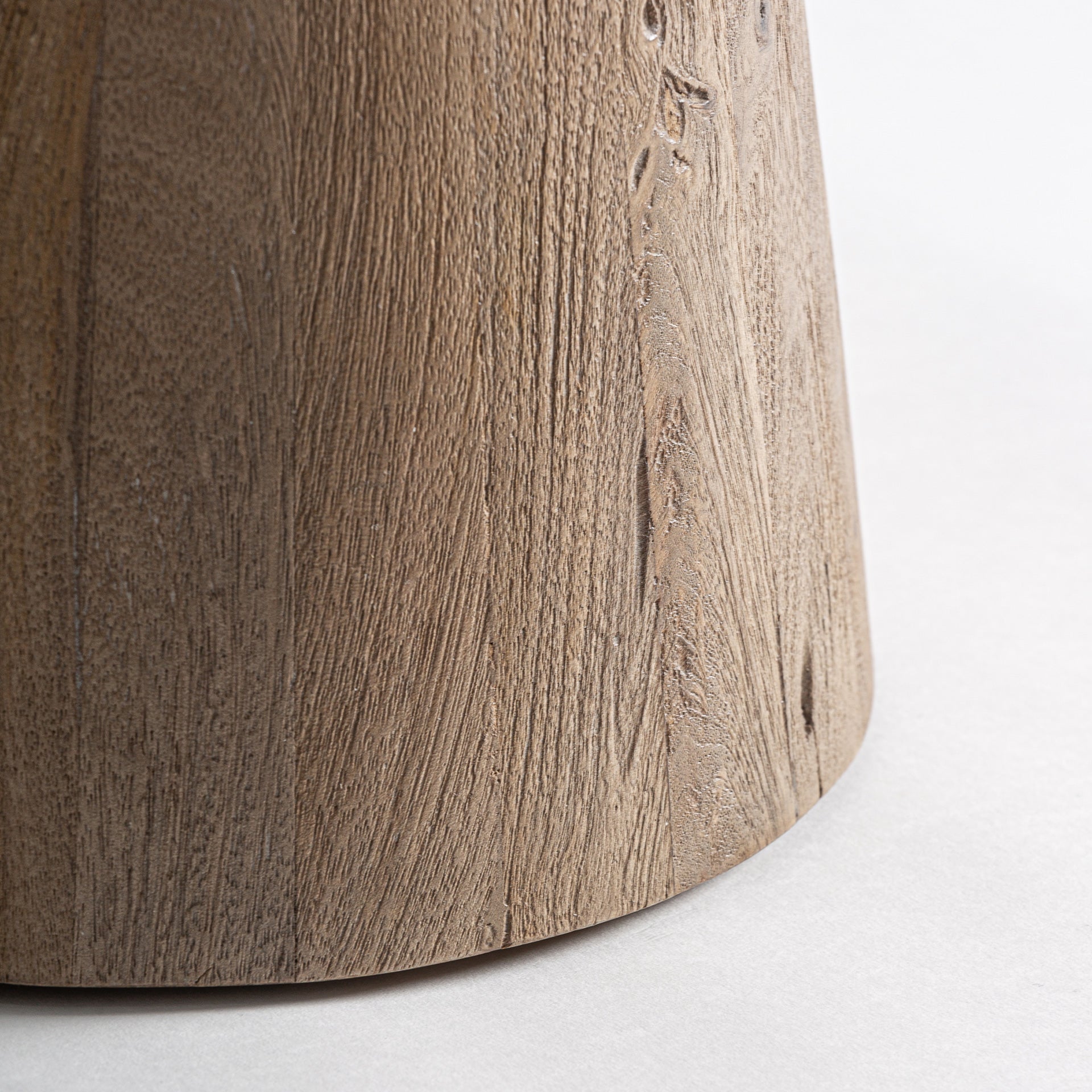 LAUTREC SIDE TABLE - ramustudio