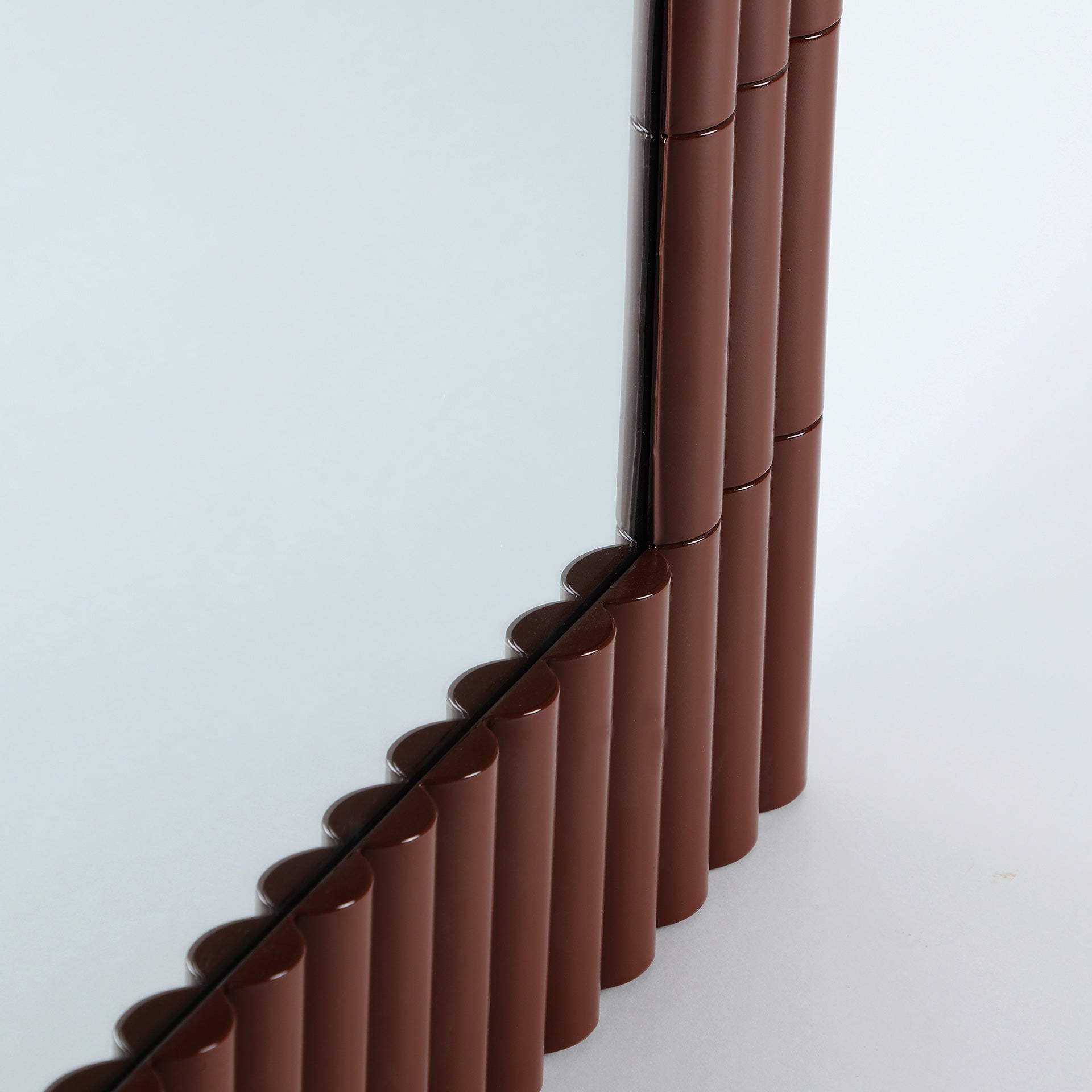 MENTON MIRROR - ramustudio