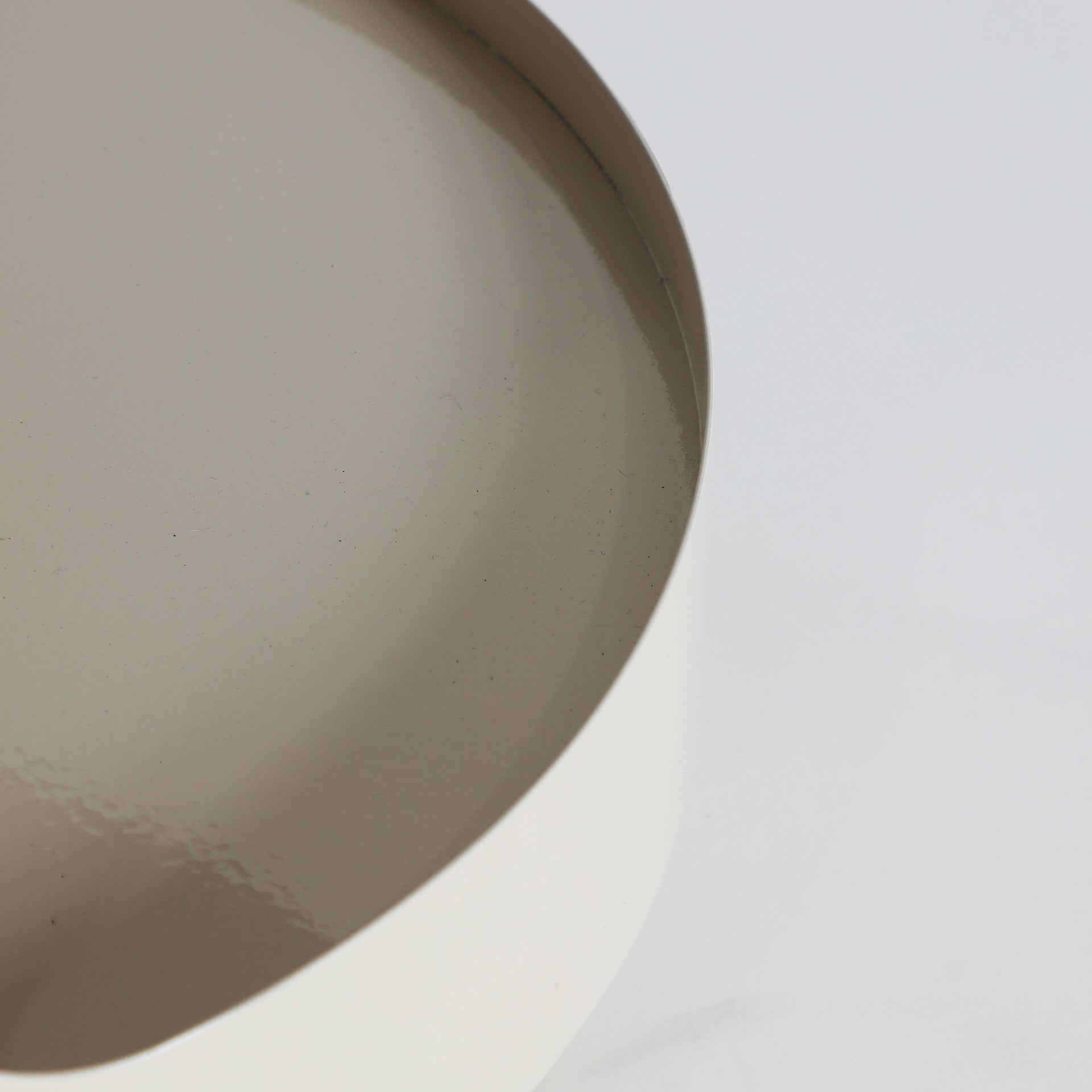 MIST BEDSIDE TABLE - ramustudio