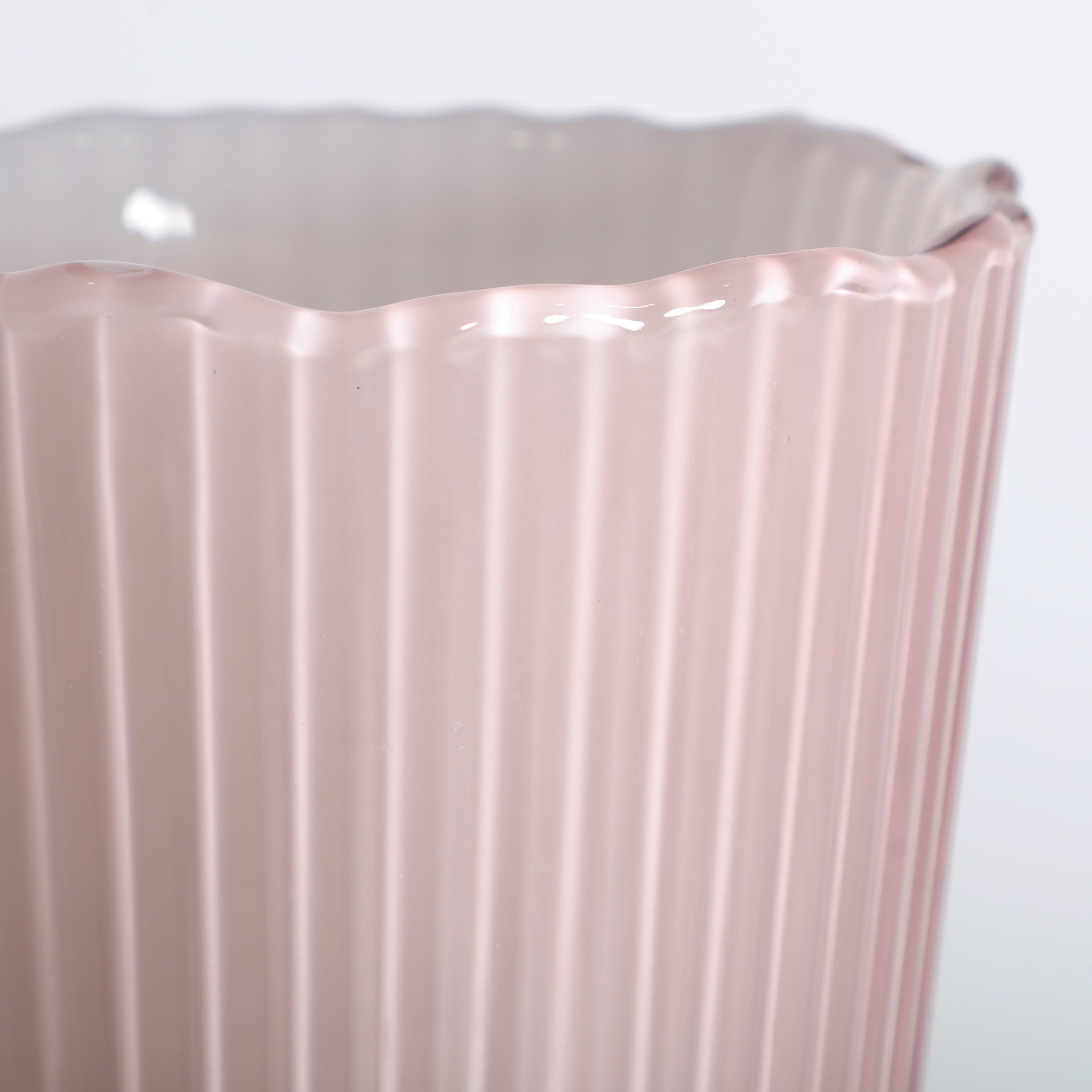 NUDE VASE - ramustudio