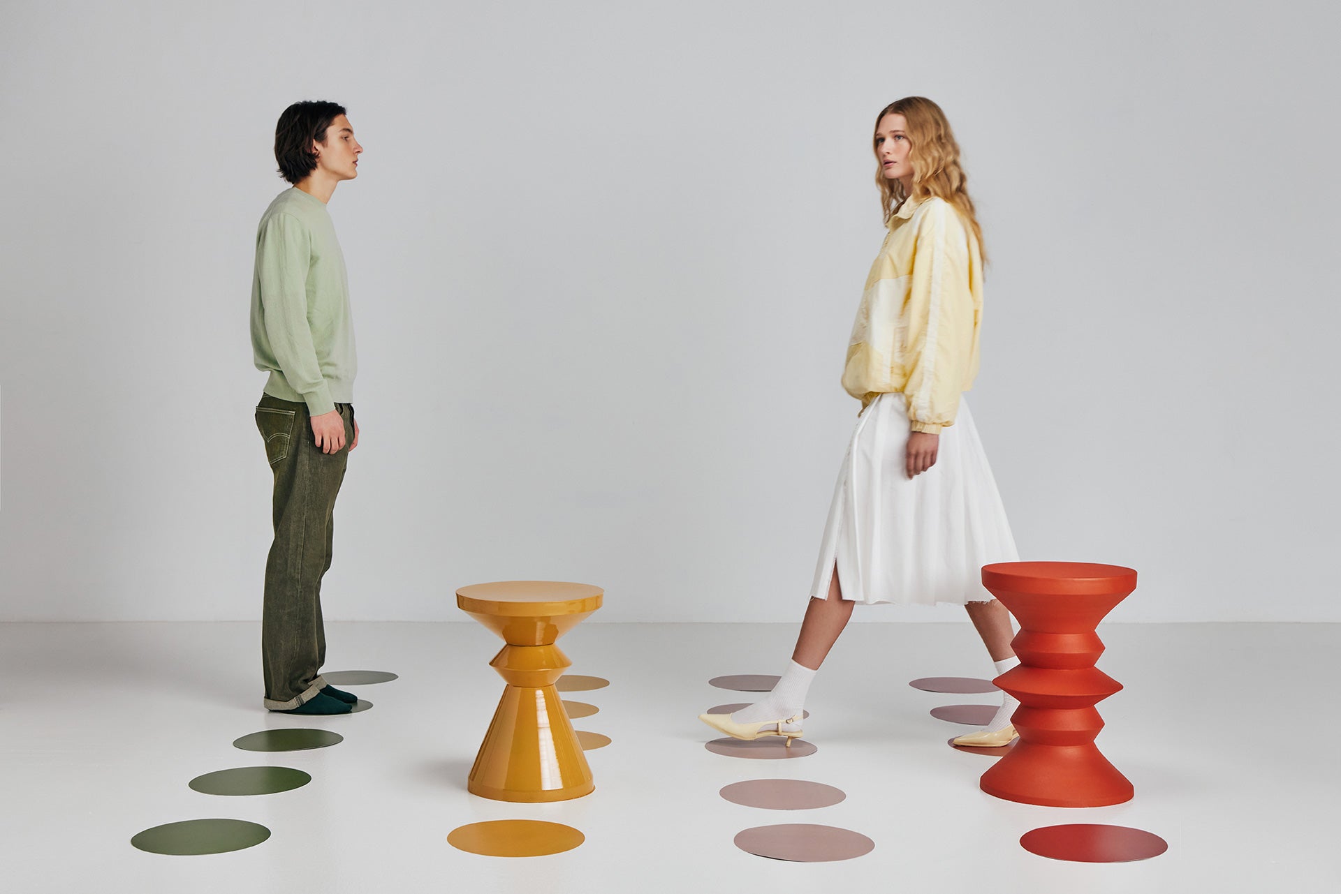 OLTEN SIDE TABLE - ramustudio
