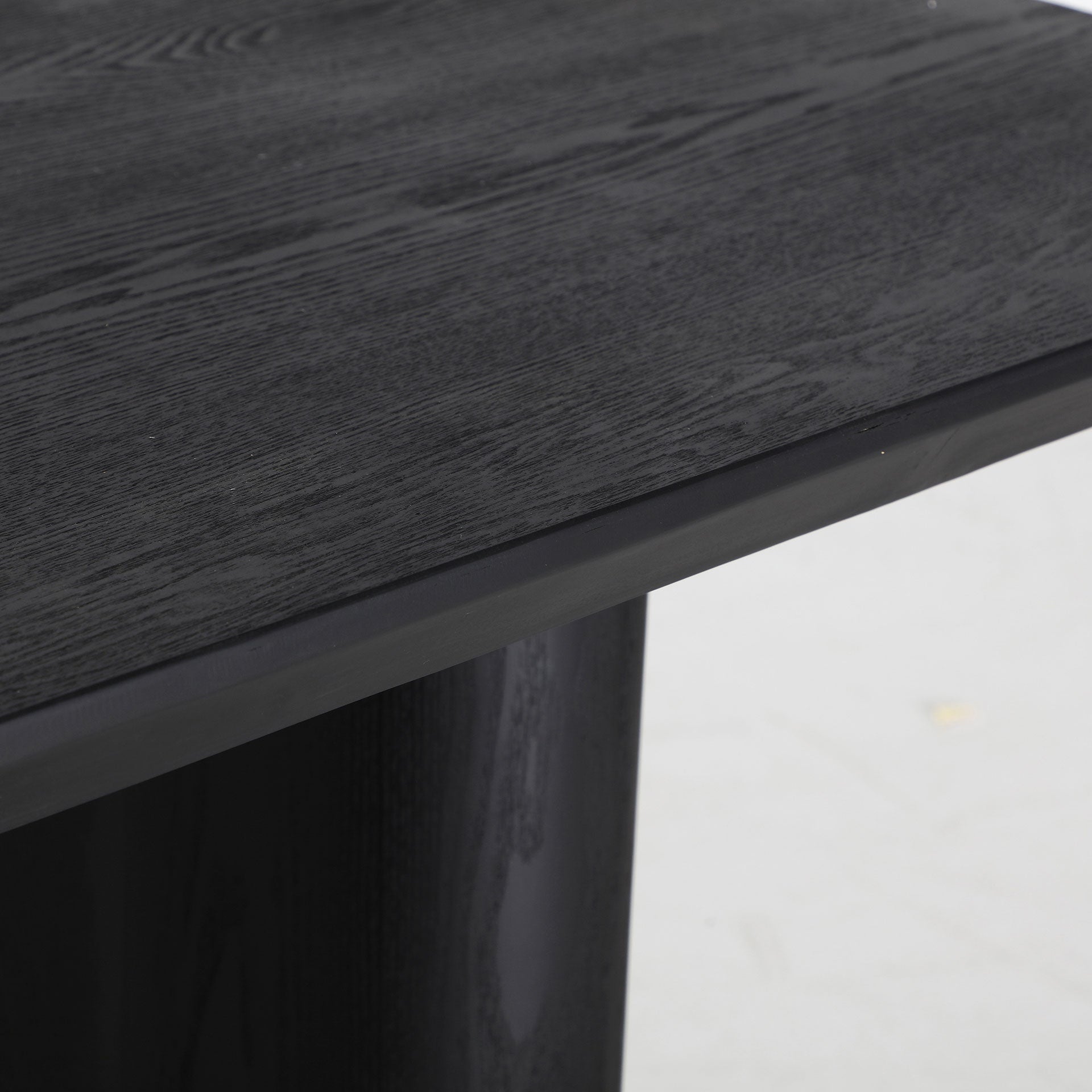 ROGNES DINING TABLE - ramustudio