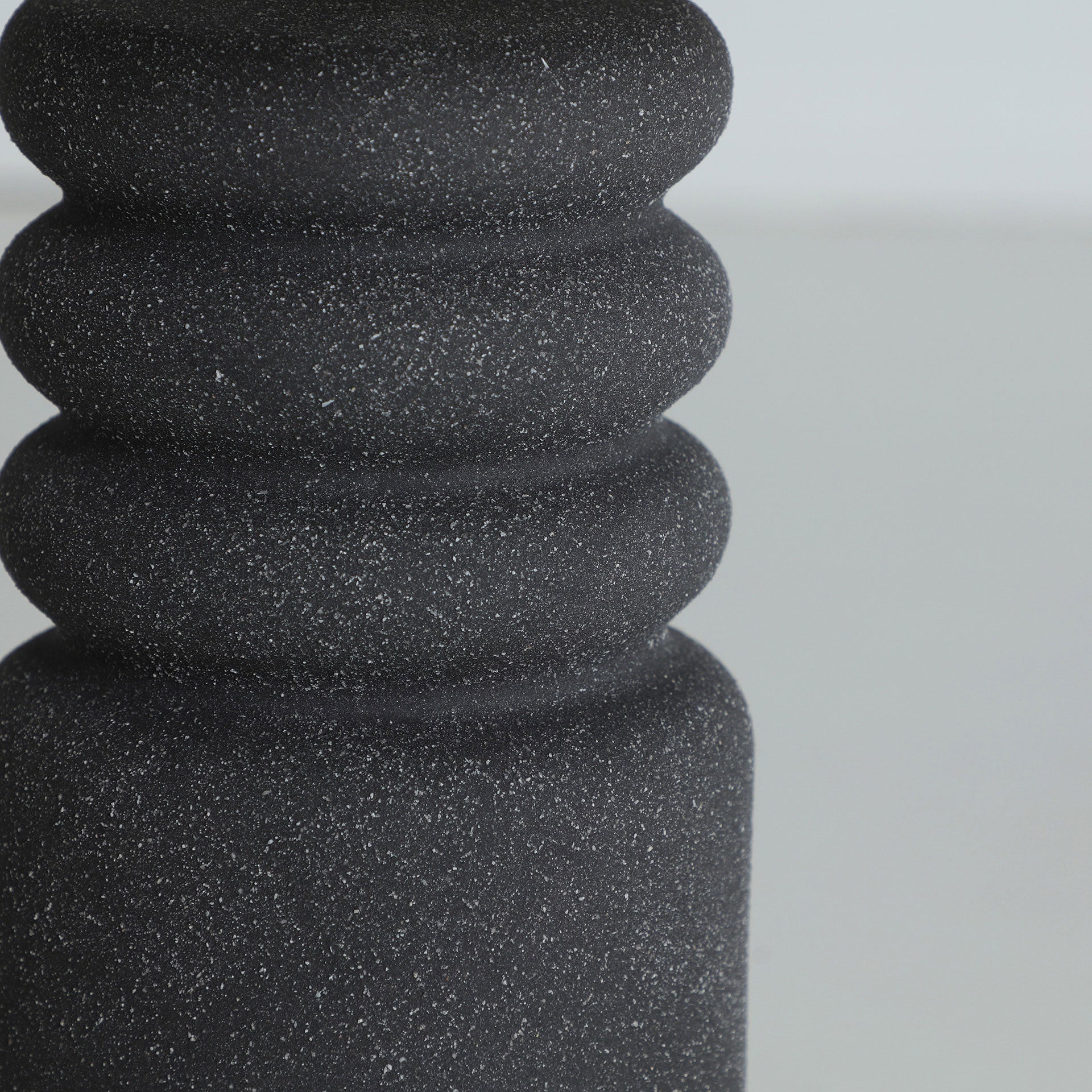 ROKKO TABLE LAMP - ramustudio