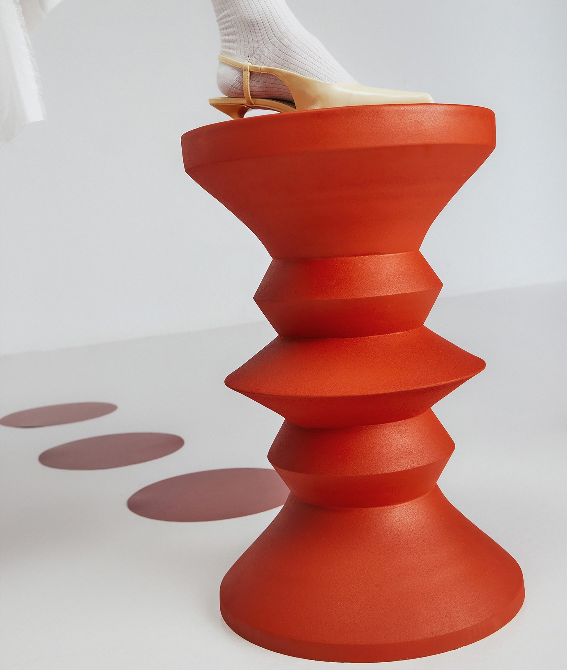 THUN SIDE TABLE - ramustudio