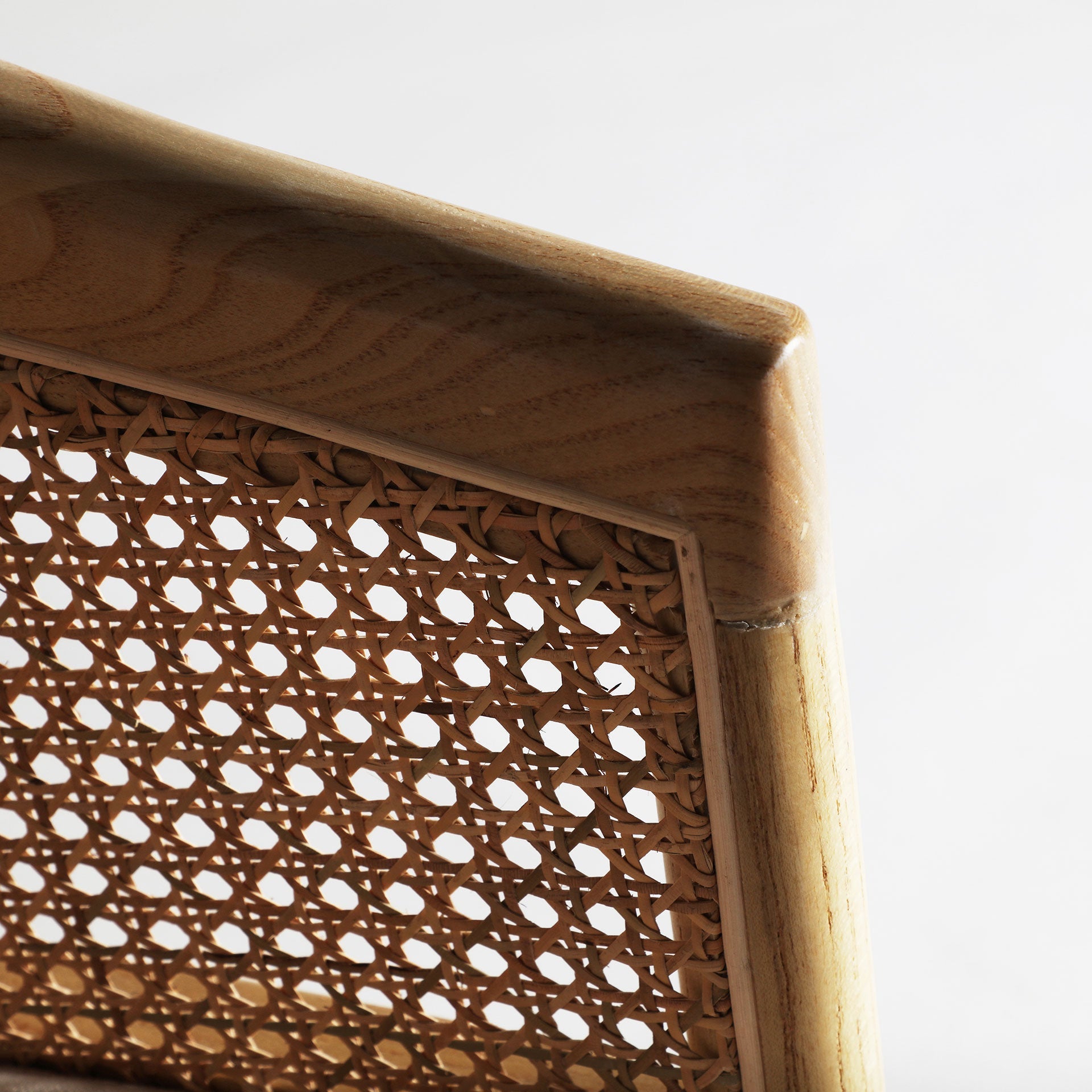 VIKAN CHAIR - ramustudio