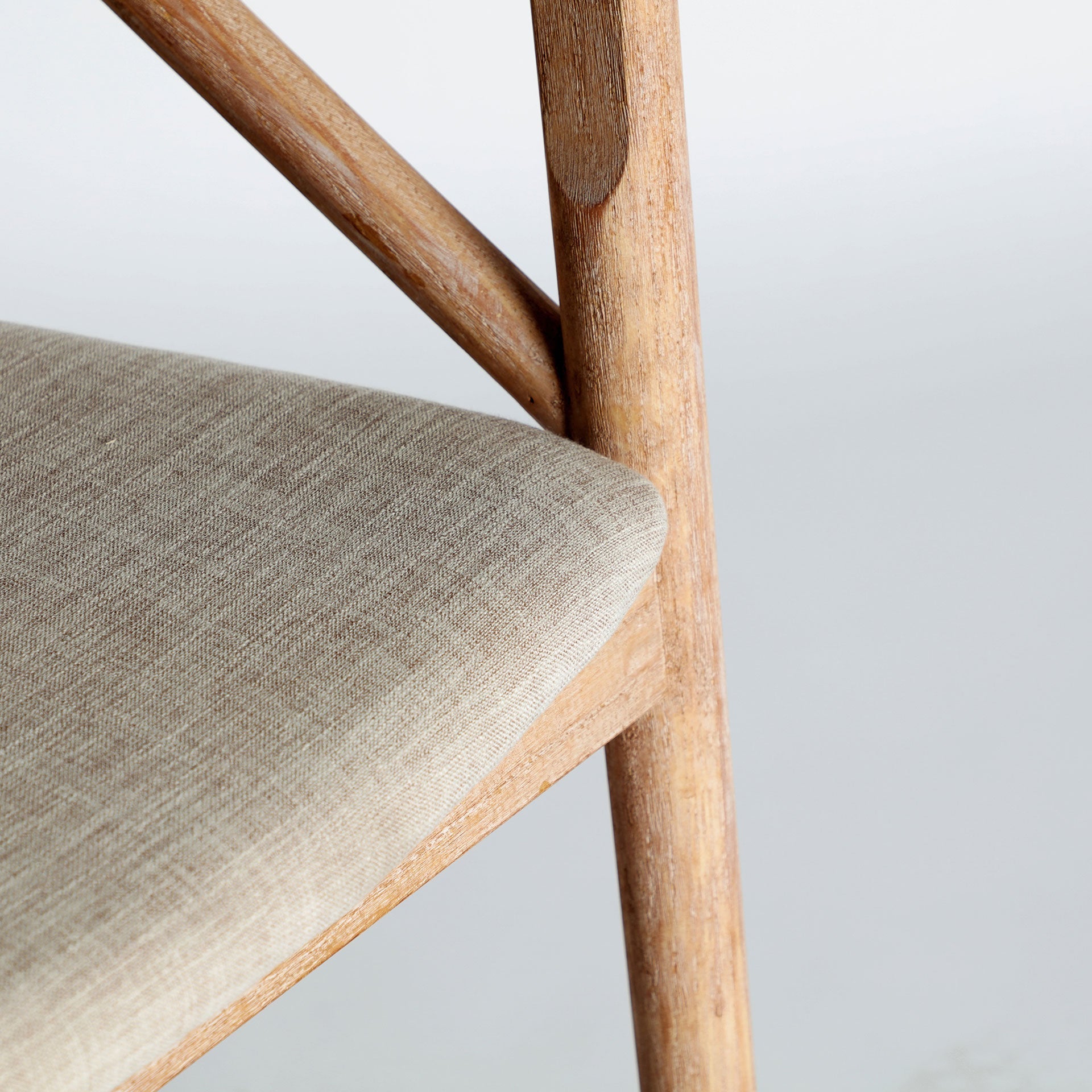YVIERS CHAIR - ramustudio