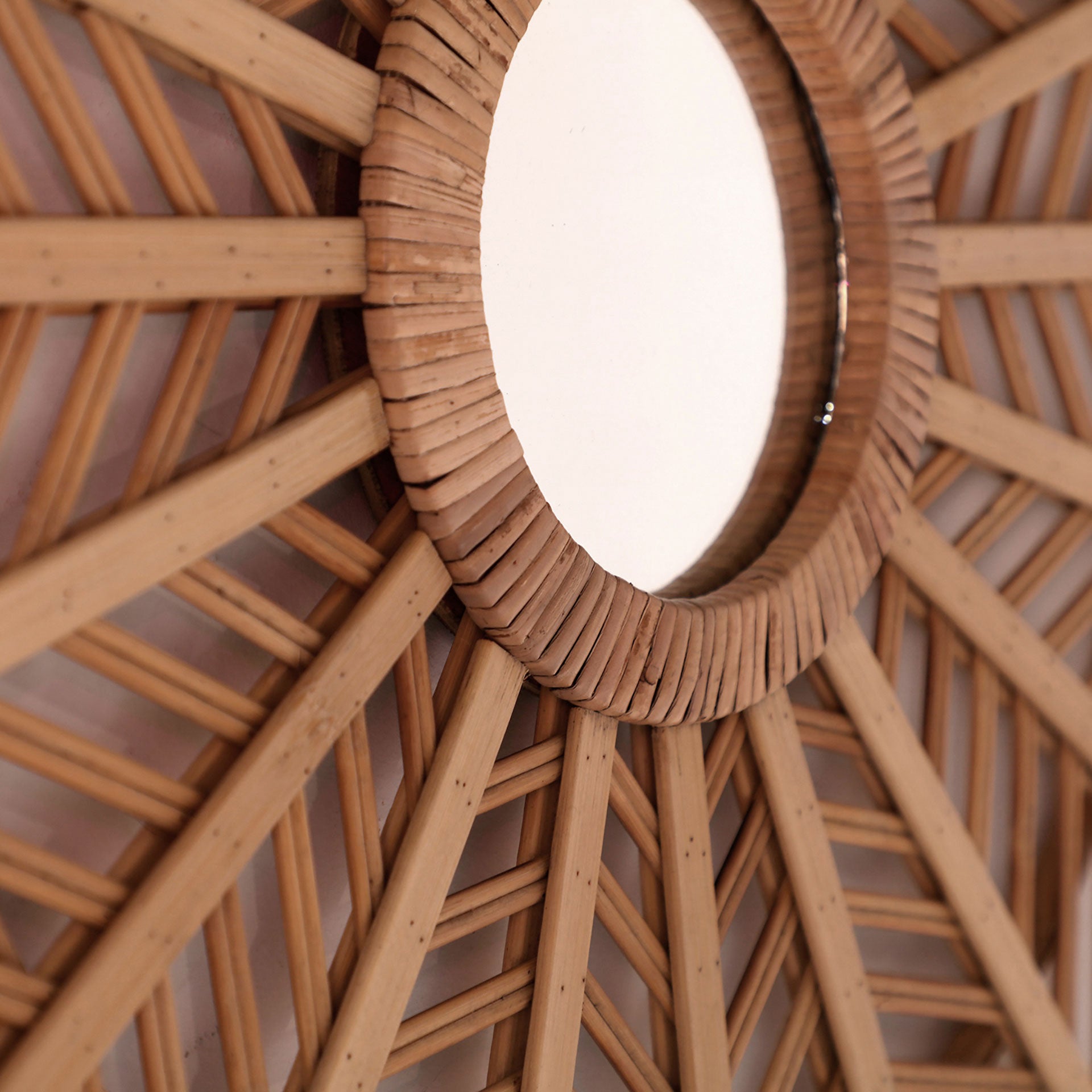 ARTEAGA MIRROR - ramustudio