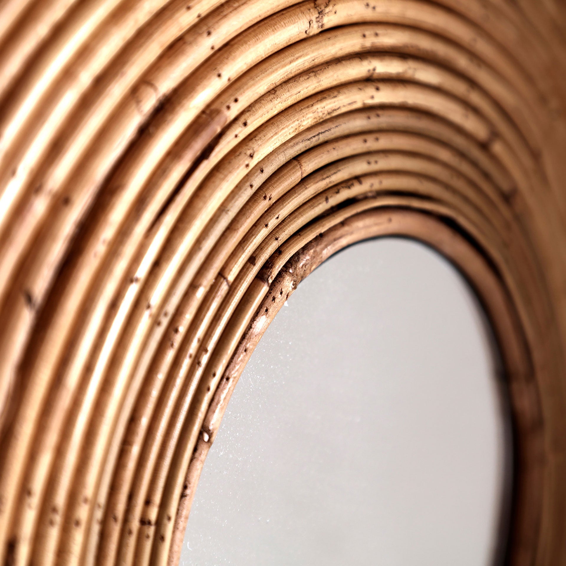 ASHER MIRROR - ramustudio