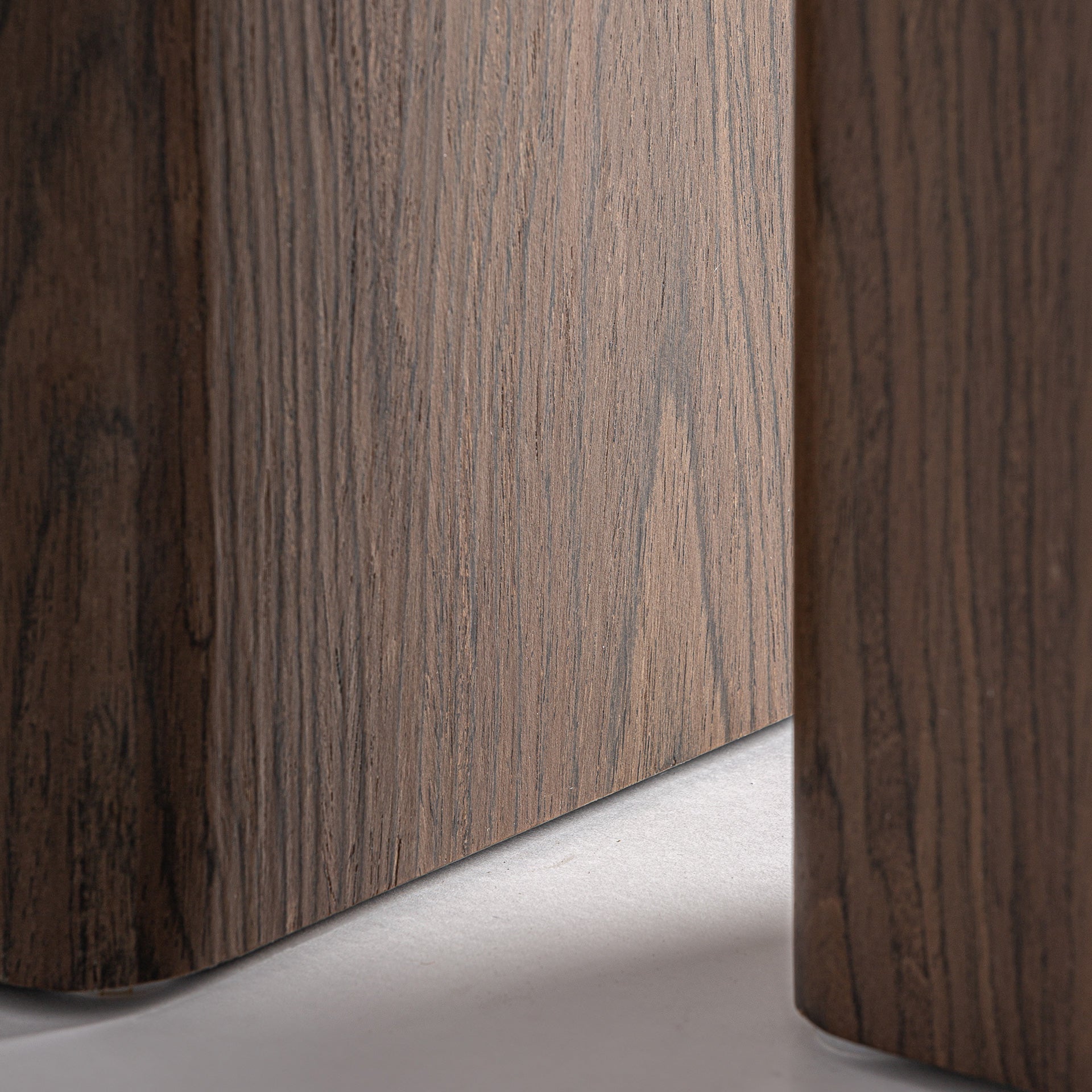 ATLAS SIDE TABLE - ramustudio