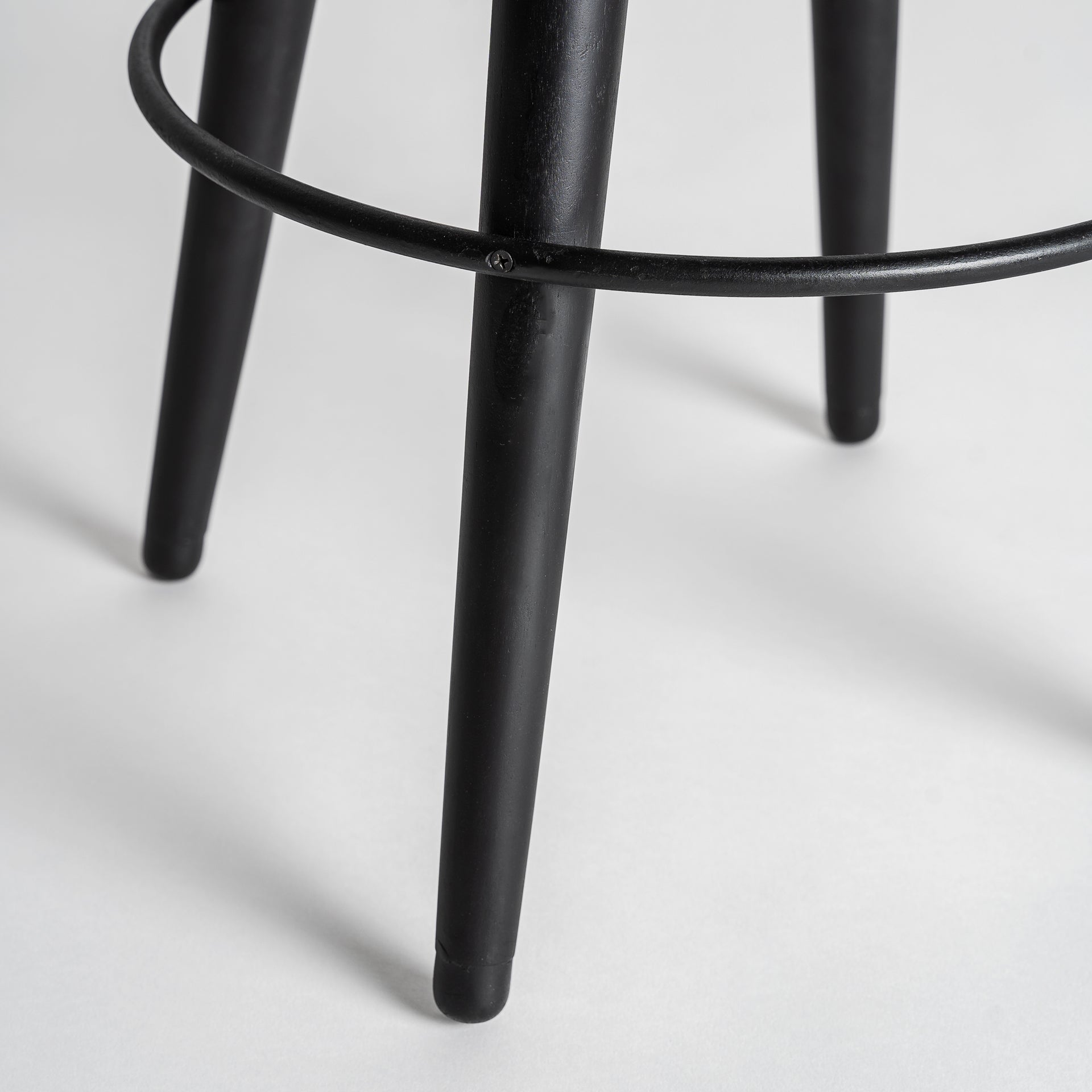 BEFAUX STOOL - ramustudio