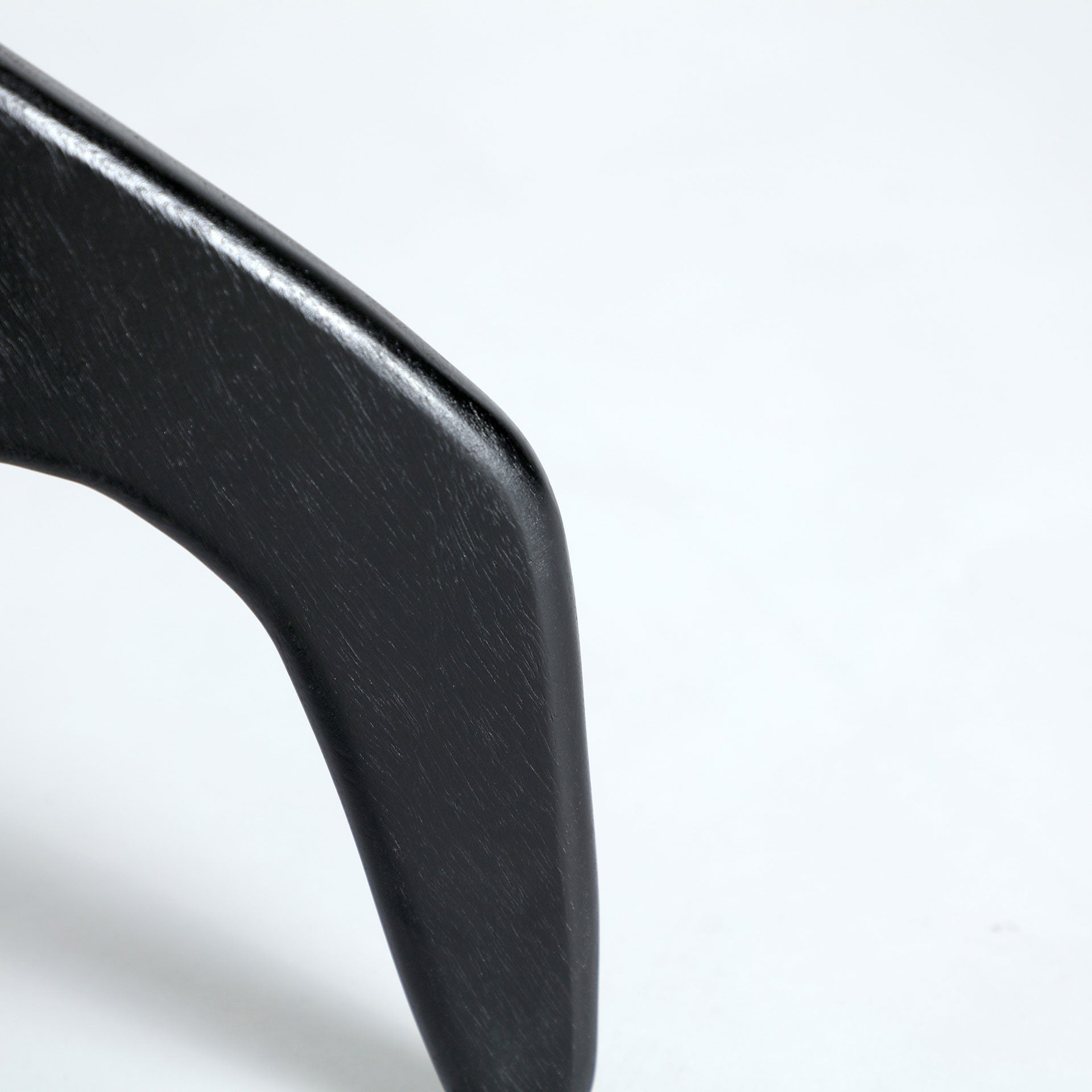 BICKERTON SIDE TABLE - ramustudio