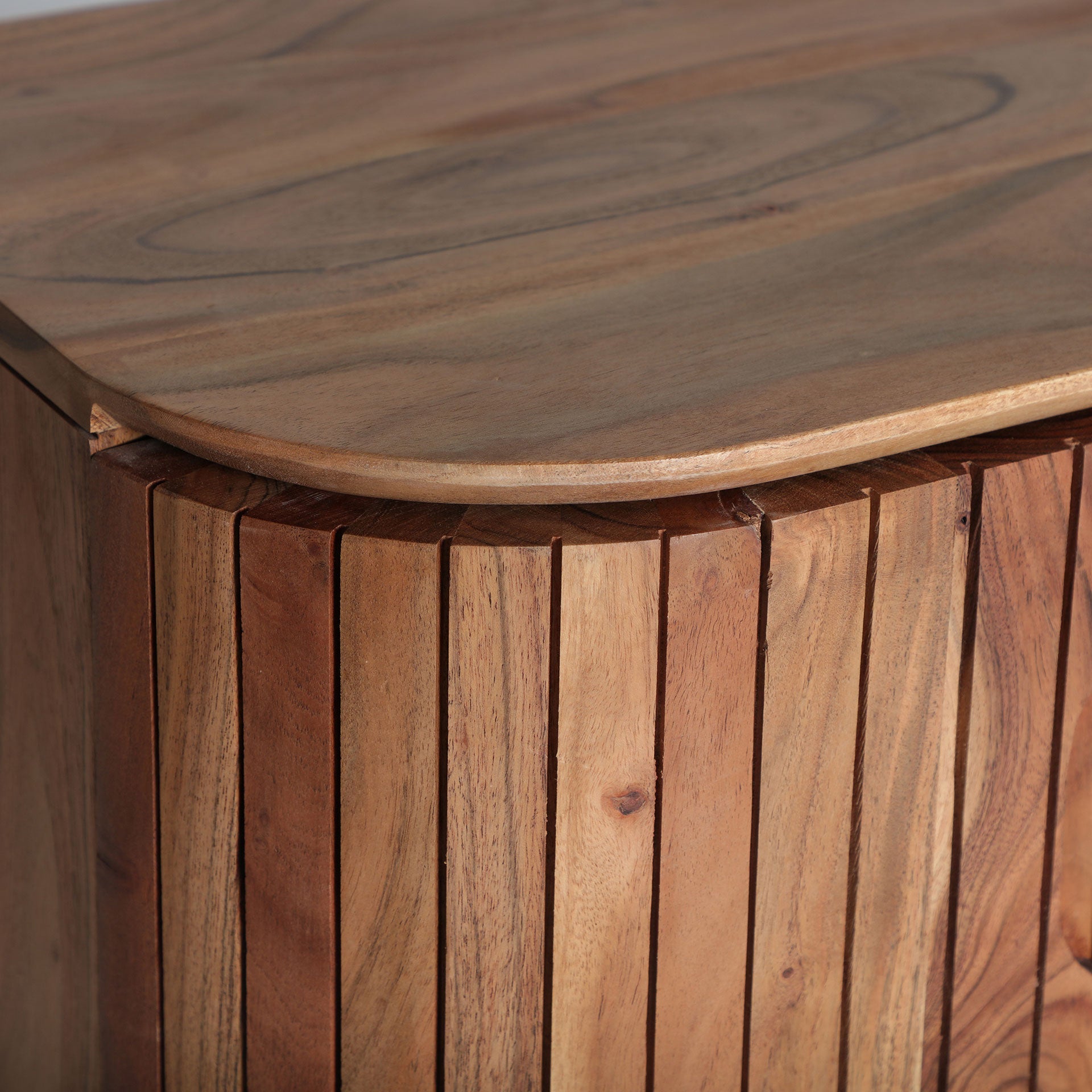 BLESLE BEDSIDE TABLE - ramustudio
