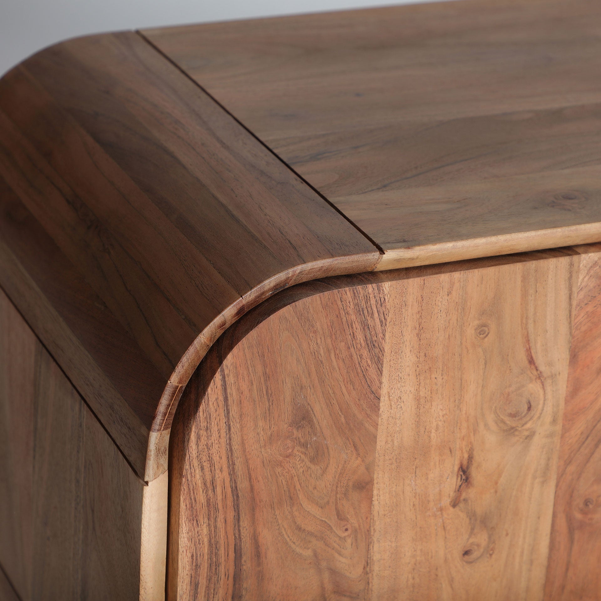 BLESLE BEDSIDE TABLE - ramustudio