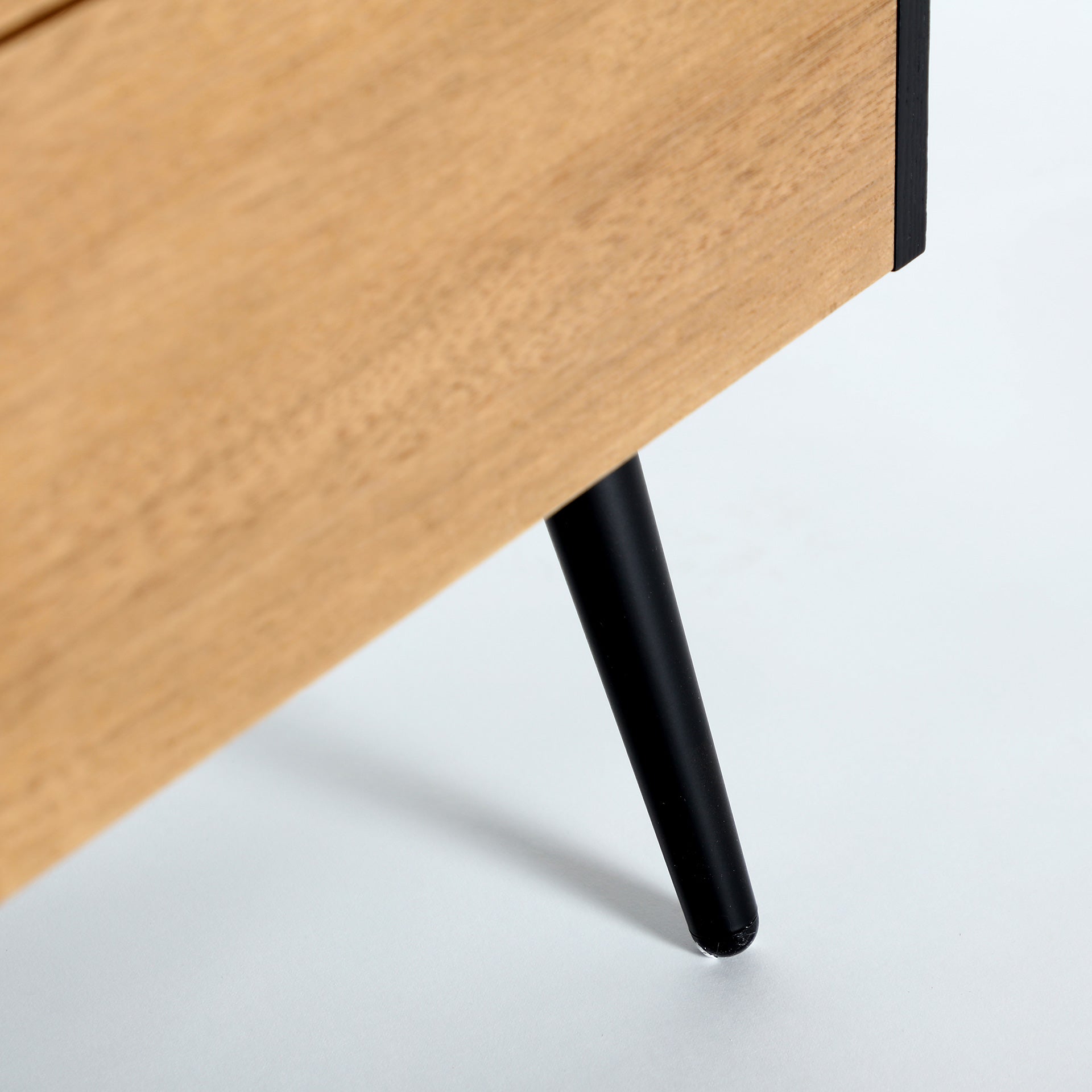 BRUSSA BEDSIDE TABLE - ramustudio