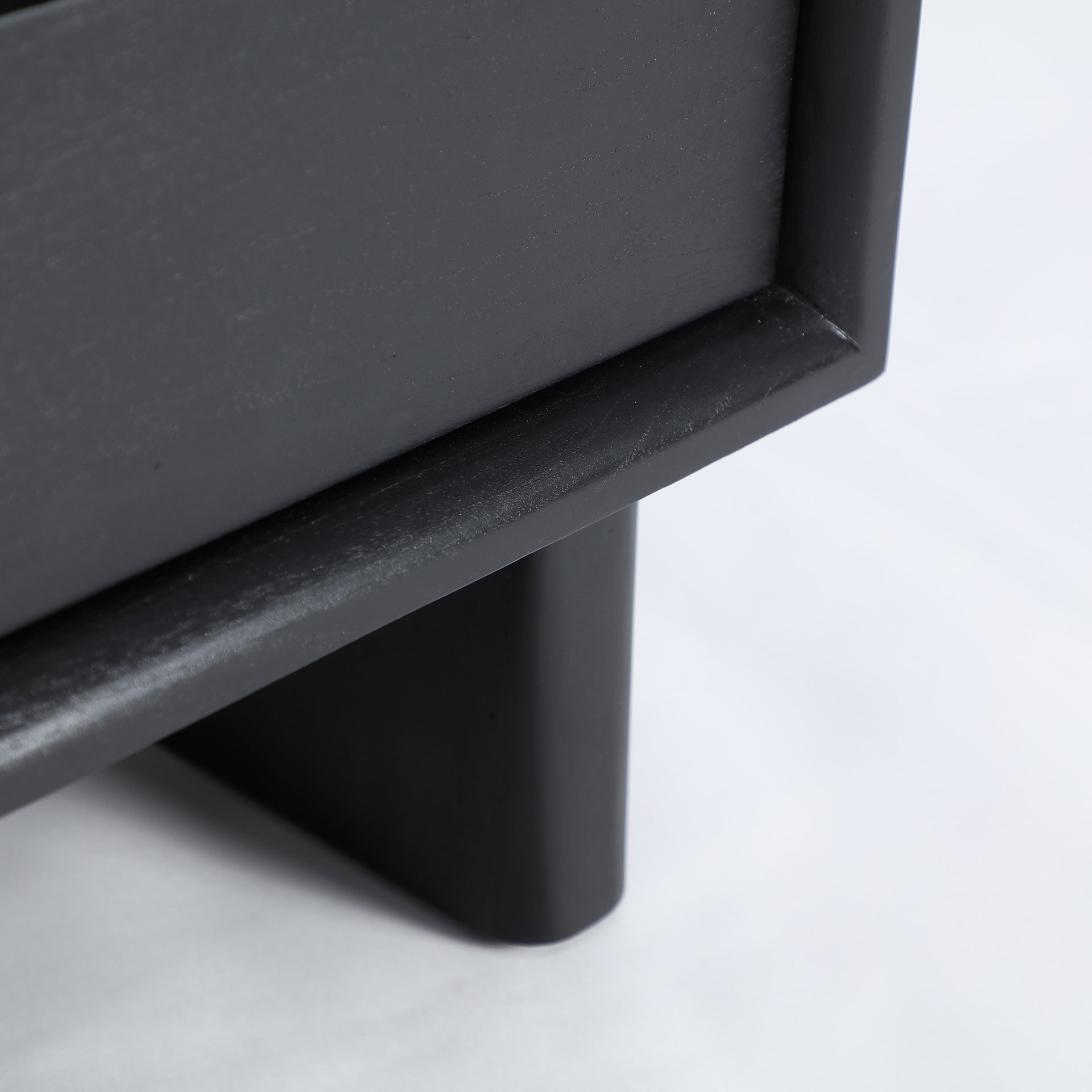 DEMMIN BEDSIDE TABLE - ramustudio