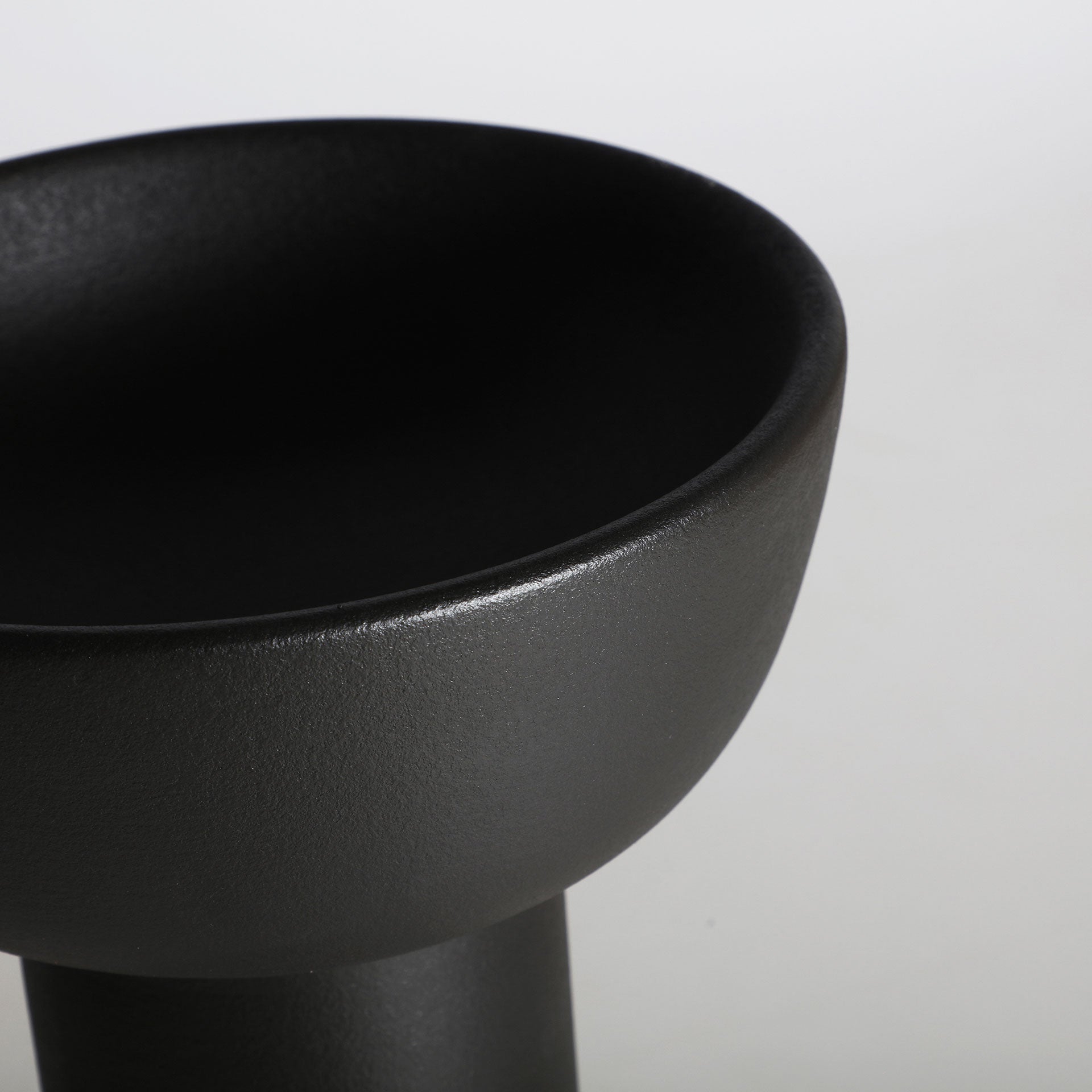 GLESSY VASE - ramustudio
