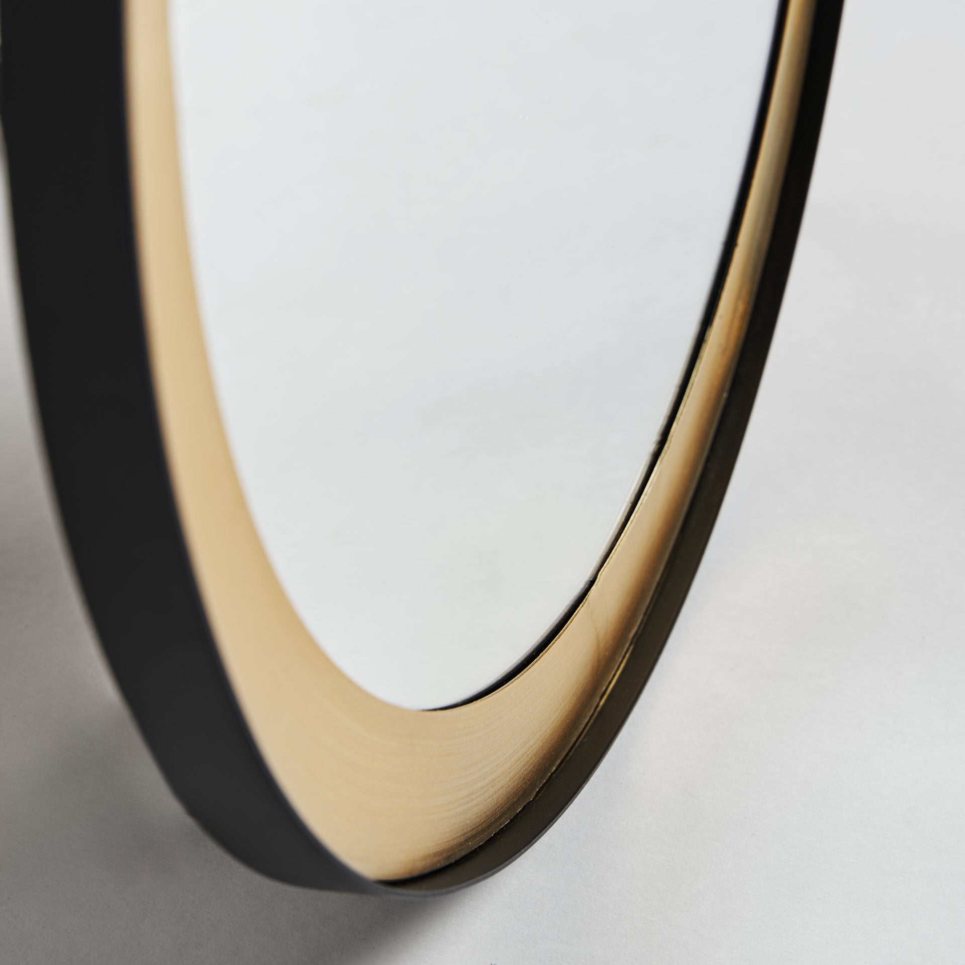JACOU MIRROR - ramustudio