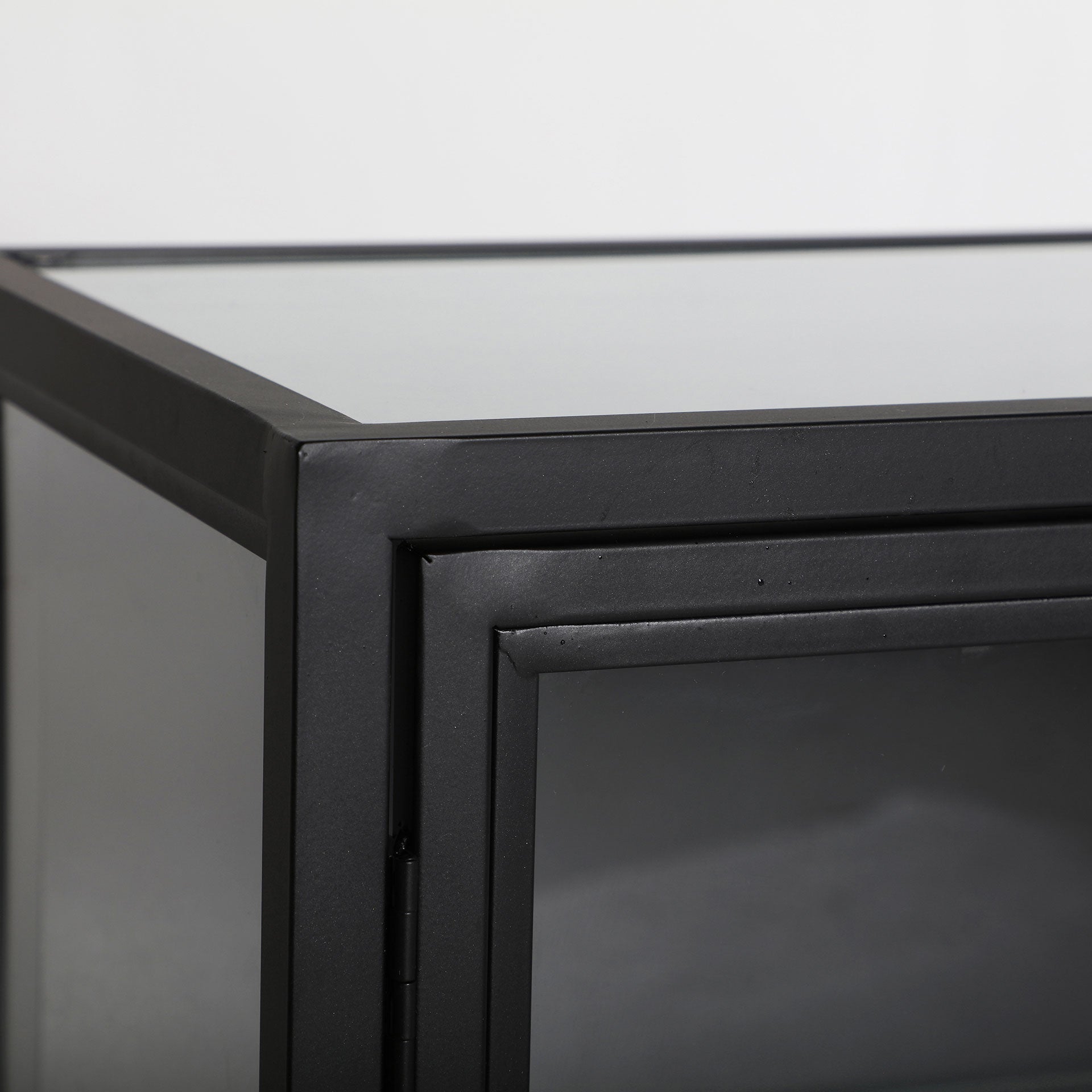 KILREA BEDSIDE TABLE - ramustudio