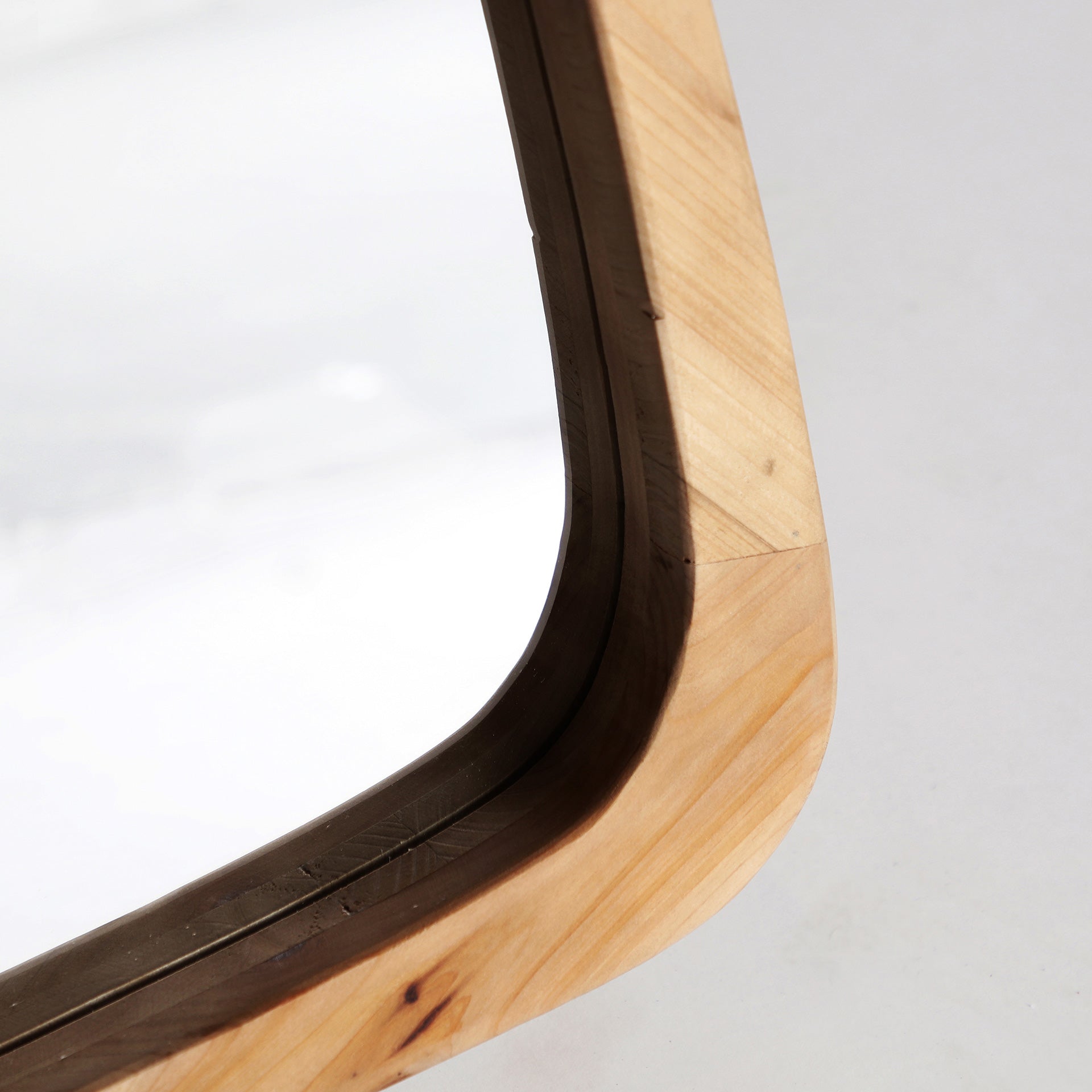 LECCO MIRROR - ramustudio
