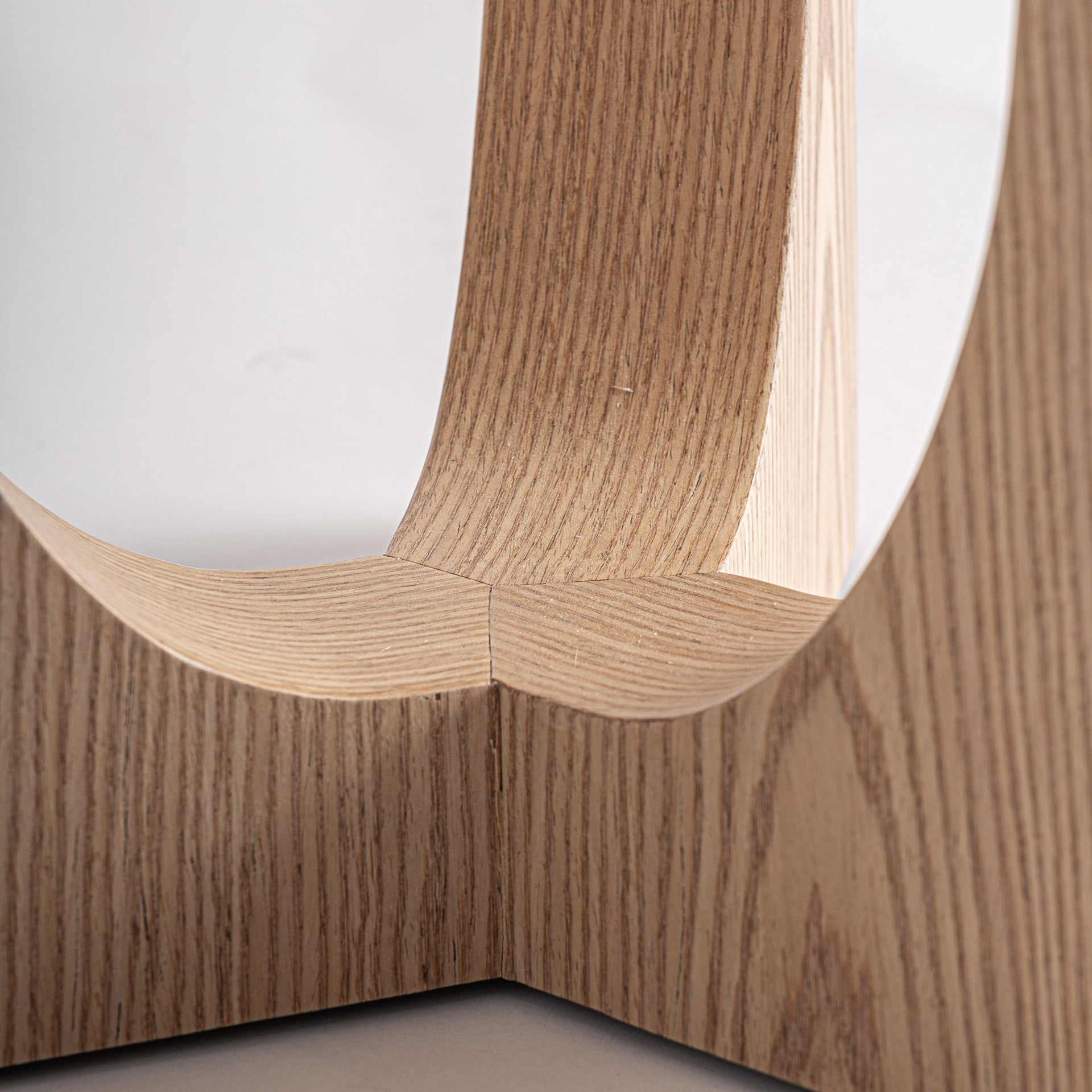 LIRA COFFEE TABLE - ramustudio