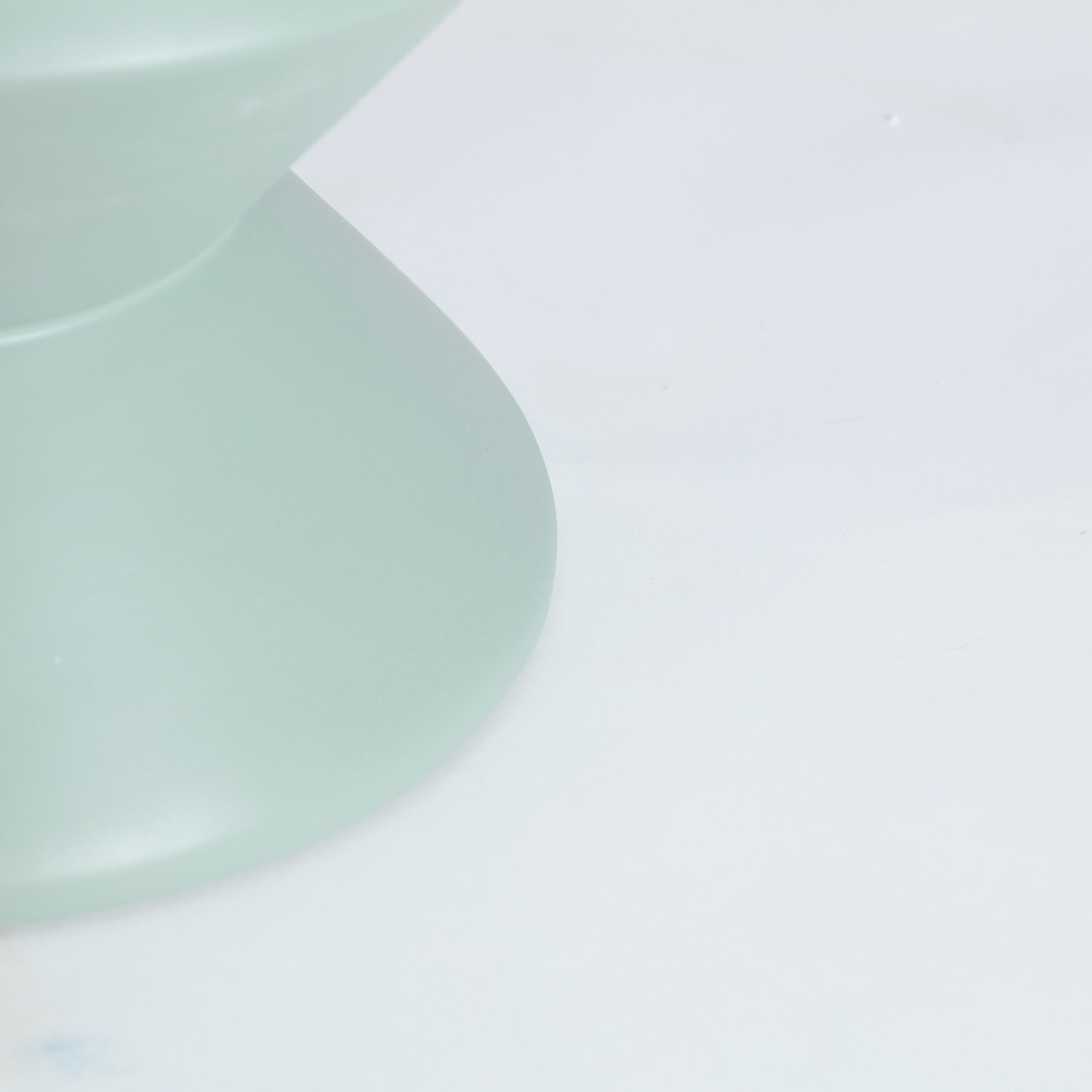 MELLE SIDE TABLE - ramustudio